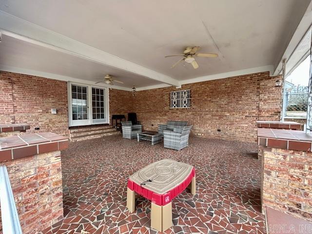 GREEN ACRES - Residential