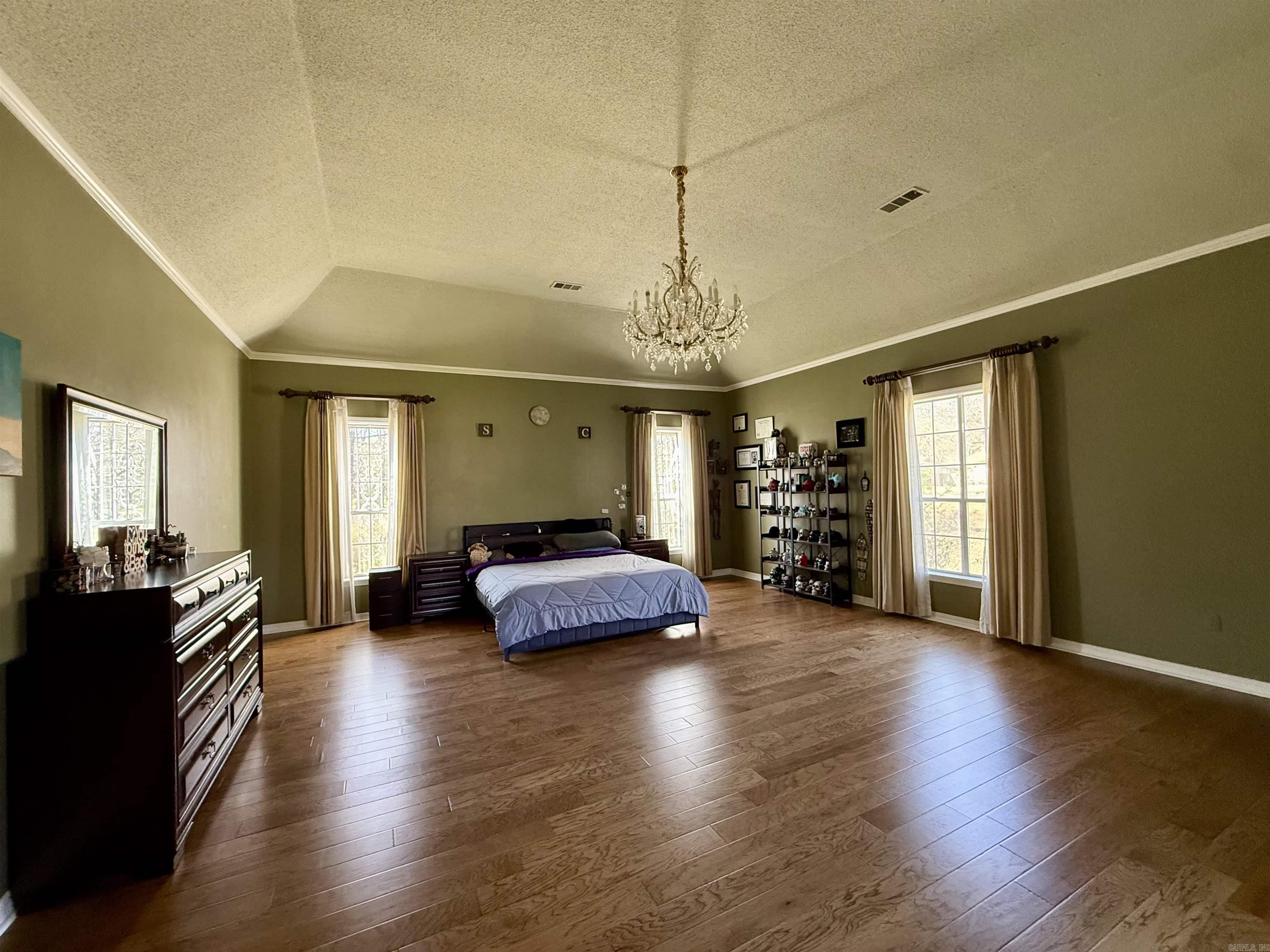 GREEN ACRES - Residential