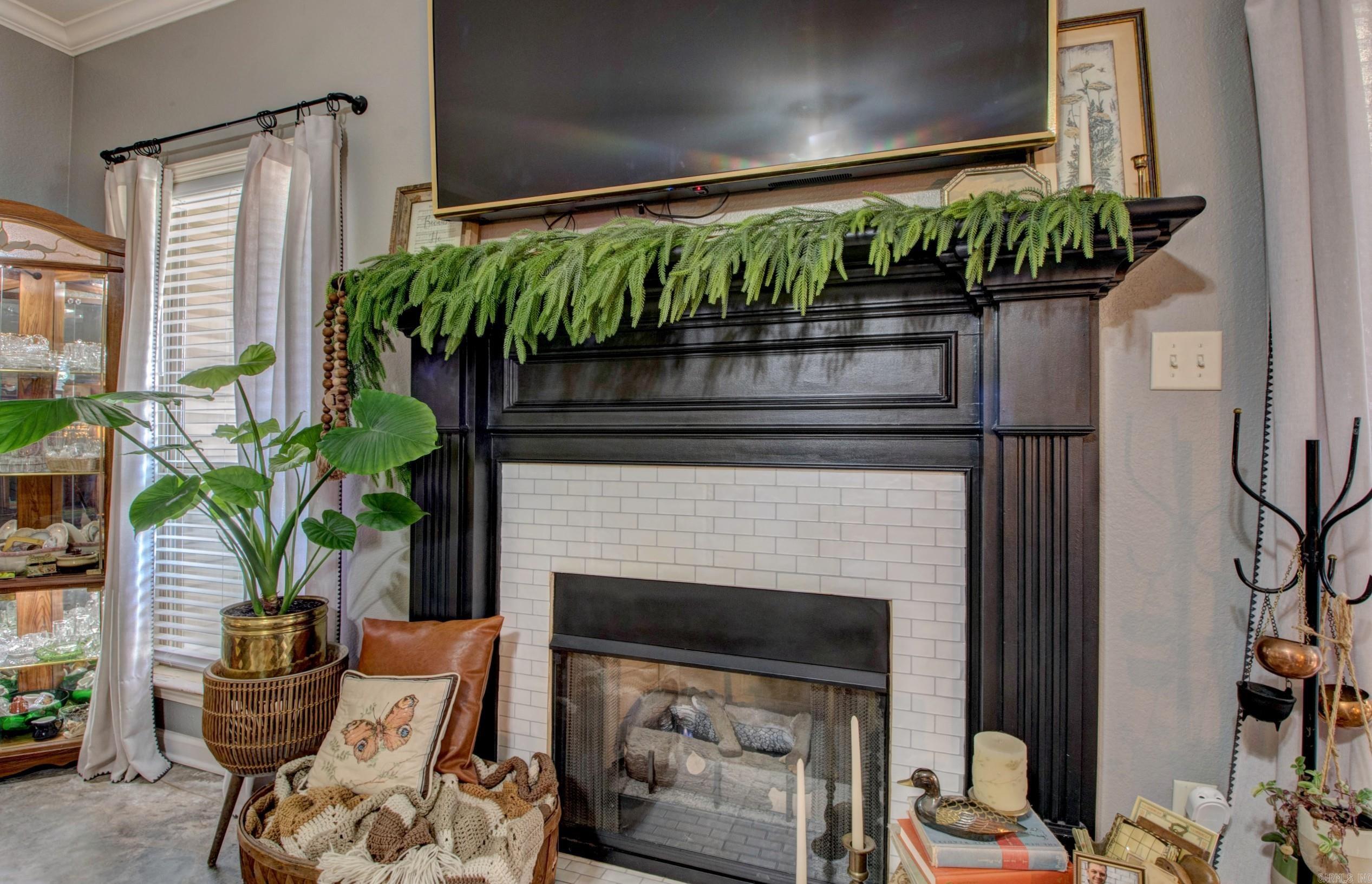 SILVER STREAK - Residential