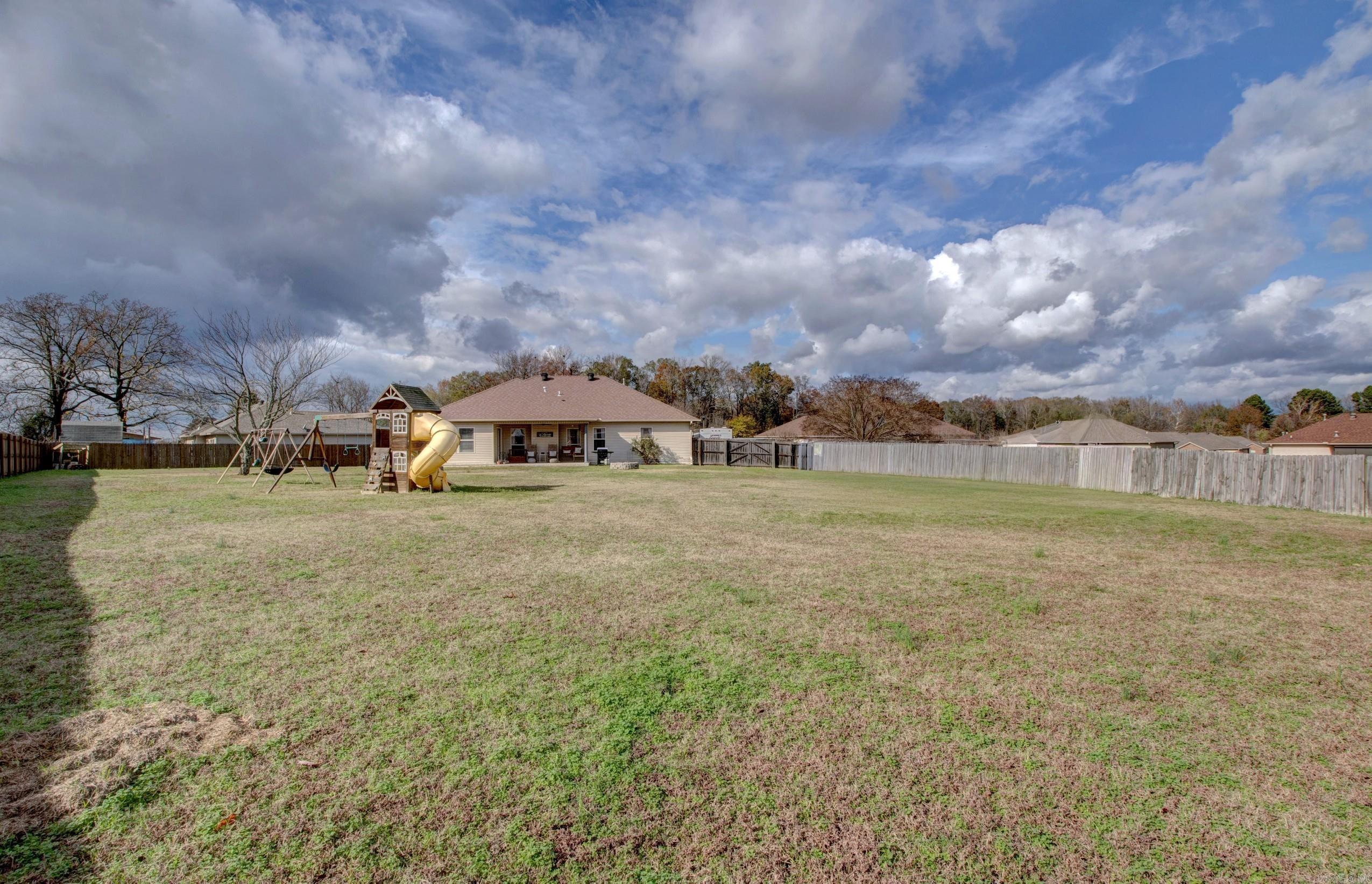 SILVER STREAK - Residential