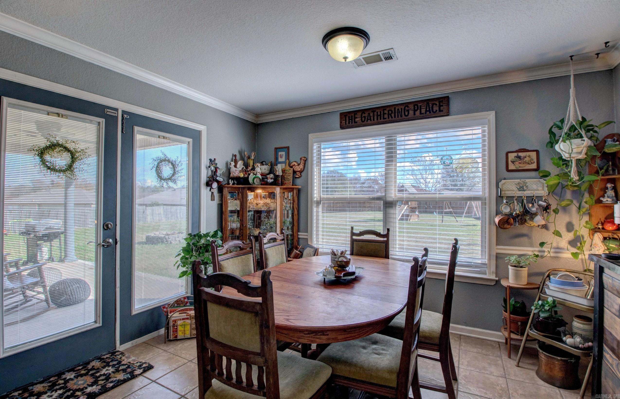 SILVER STREAK - Residential