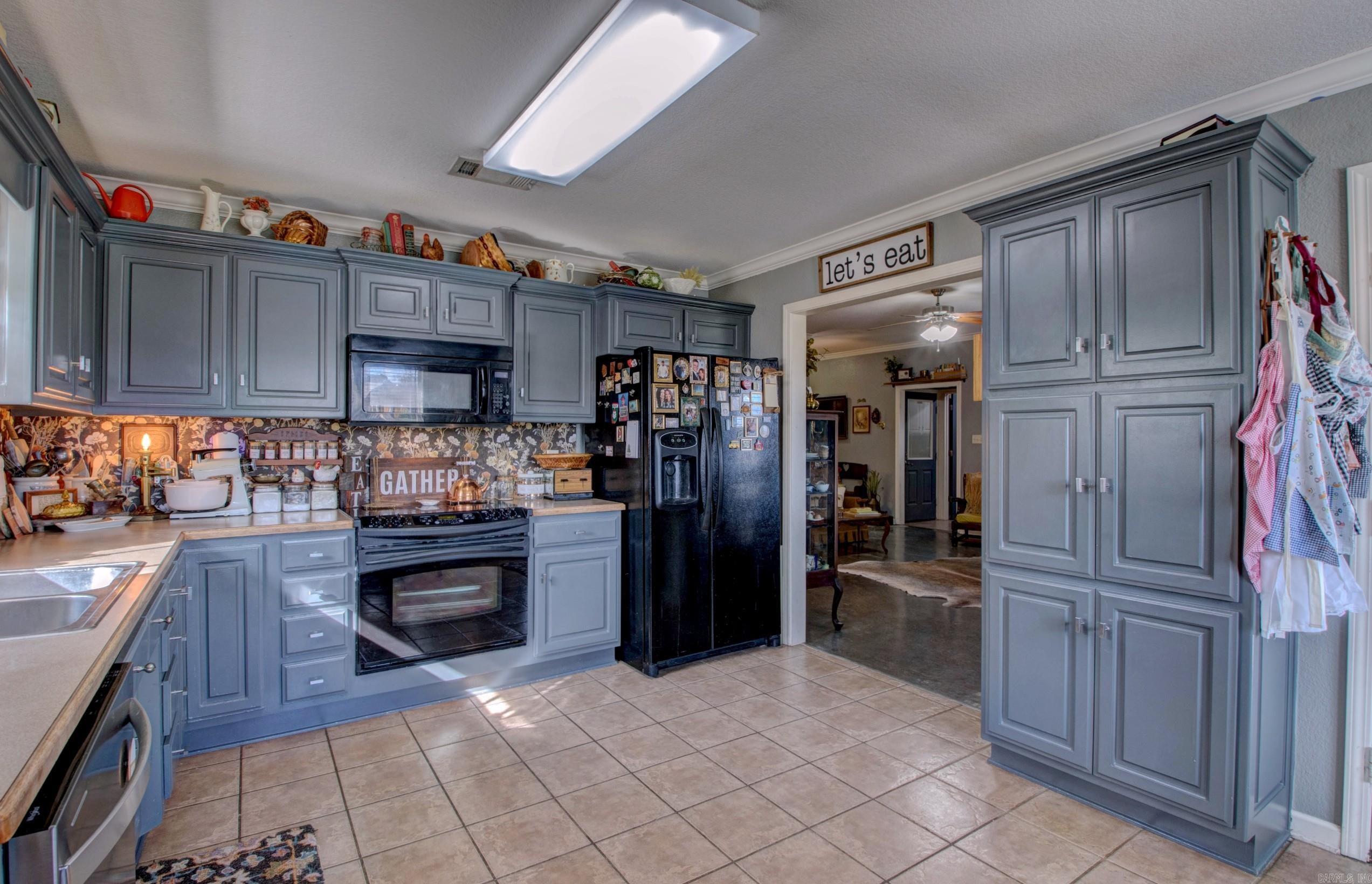 SILVER STREAK - Residential