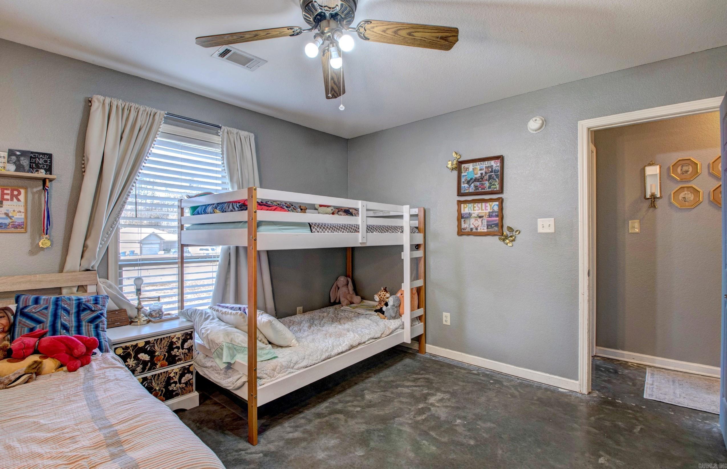 SILVER STREAK - Residential