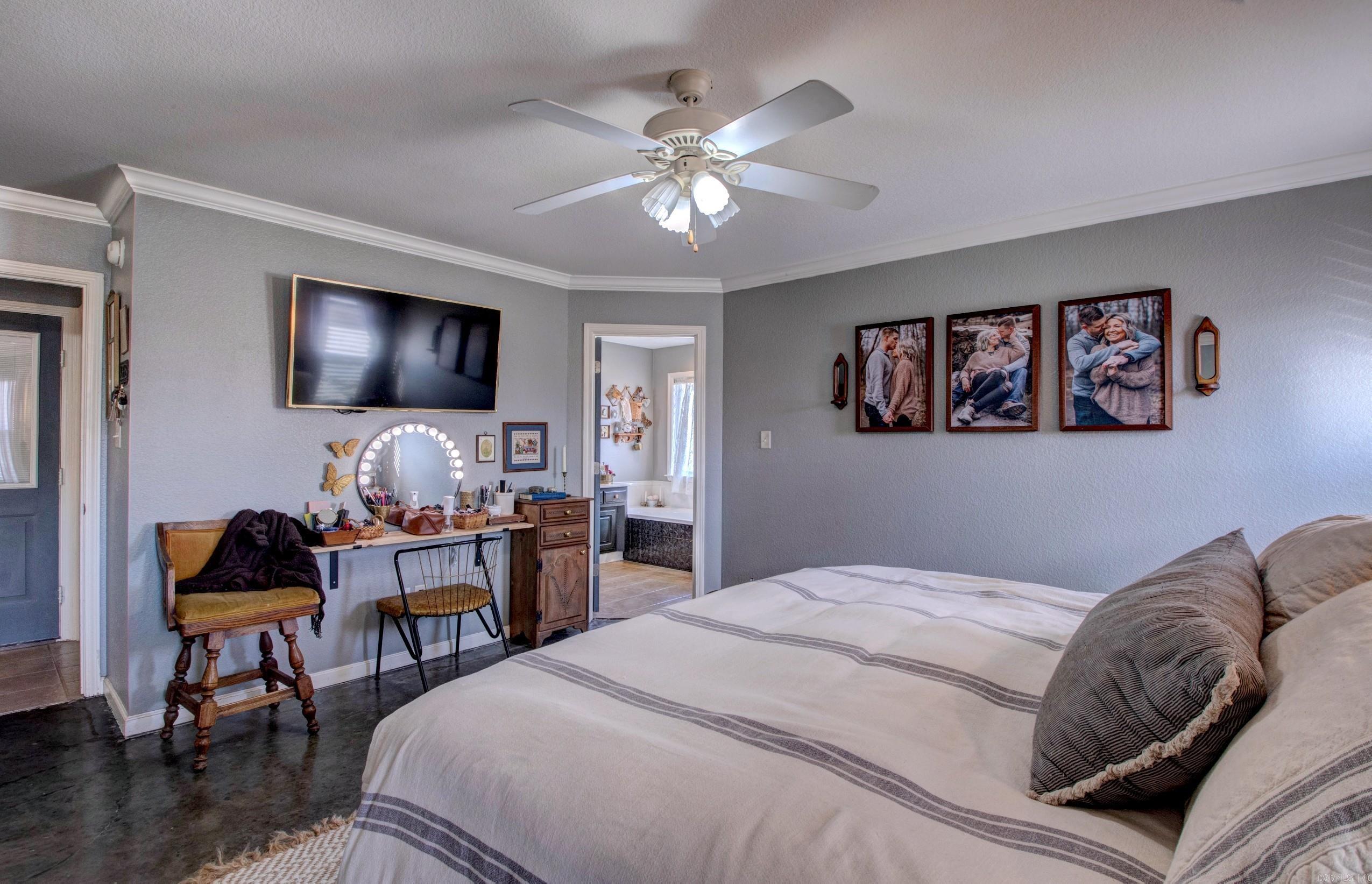 SILVER STREAK - Residential