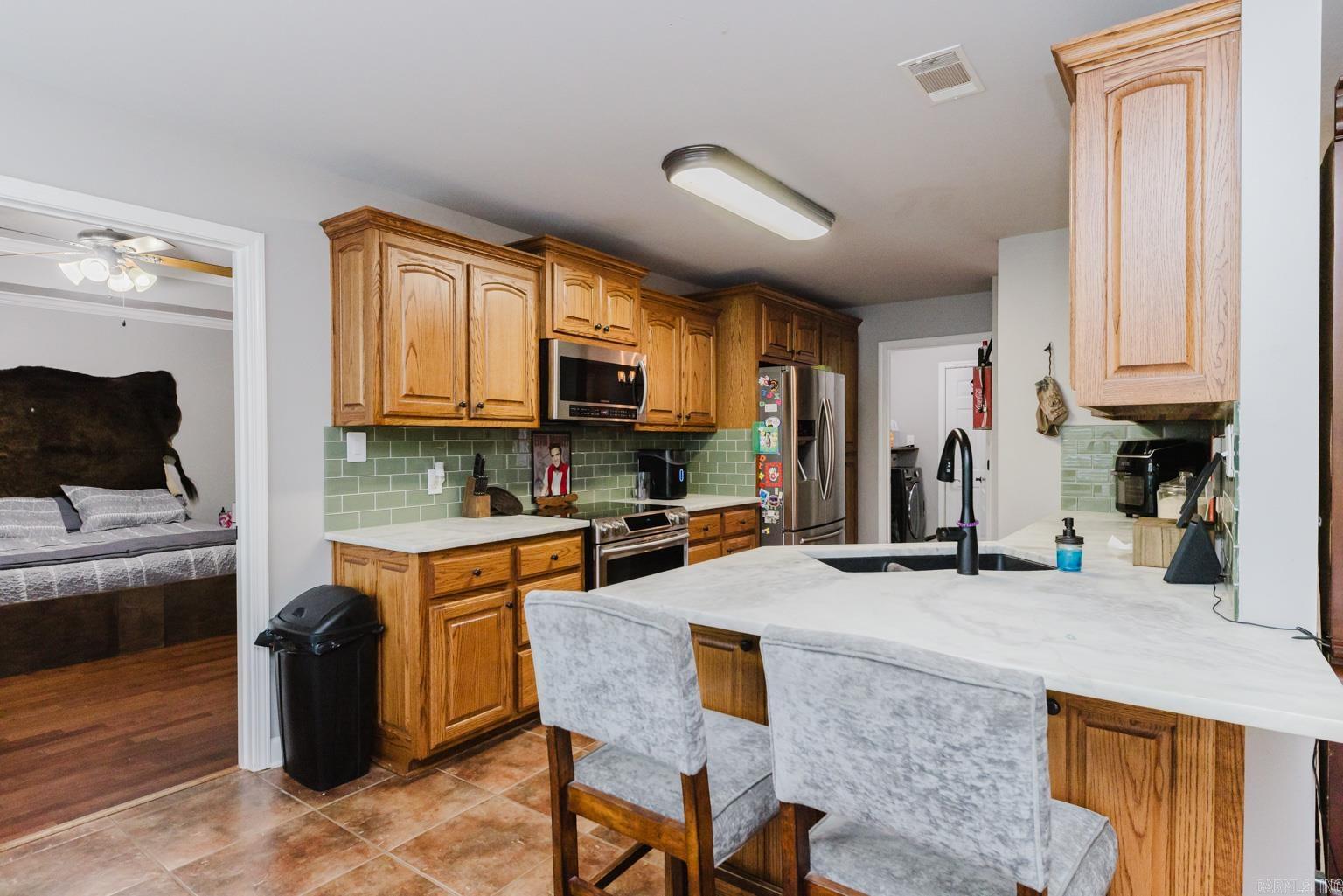 HURRICANE CREEK VALLEY - Residential