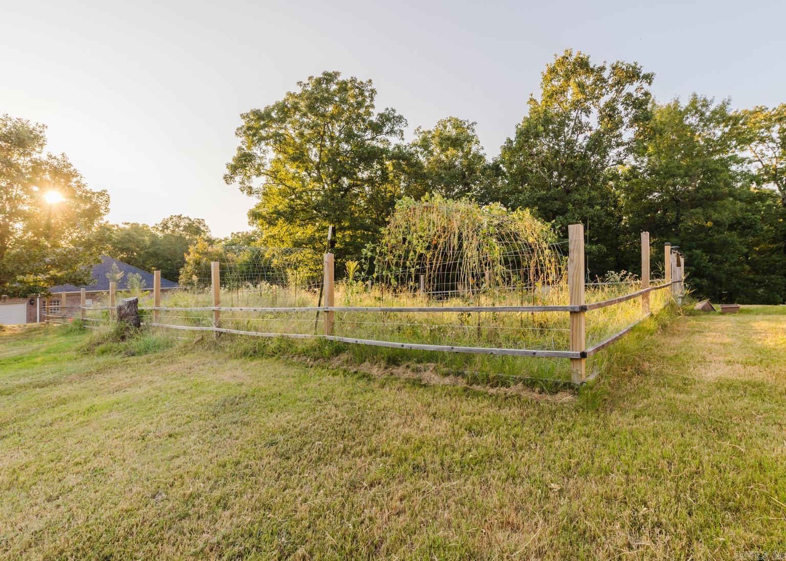 HURRICANE CREEK VALLEY - Residential