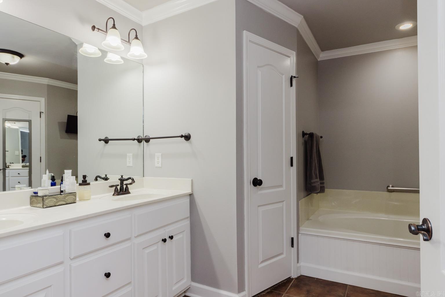 HURRICANE CREEK VALLEY - Residential