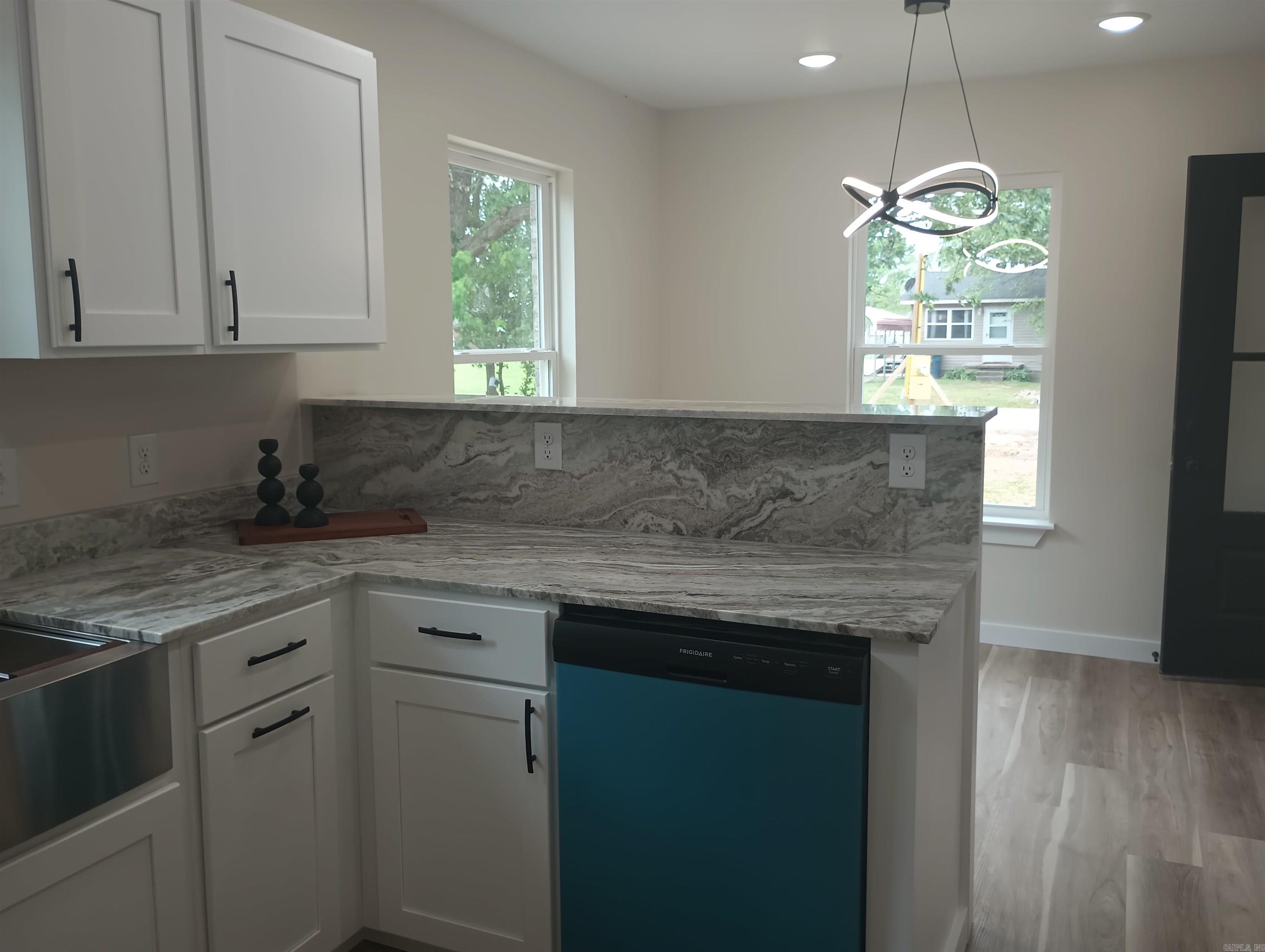 THORNE - Residential