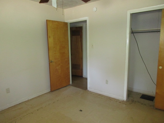 Sherwood Forest West - Residential