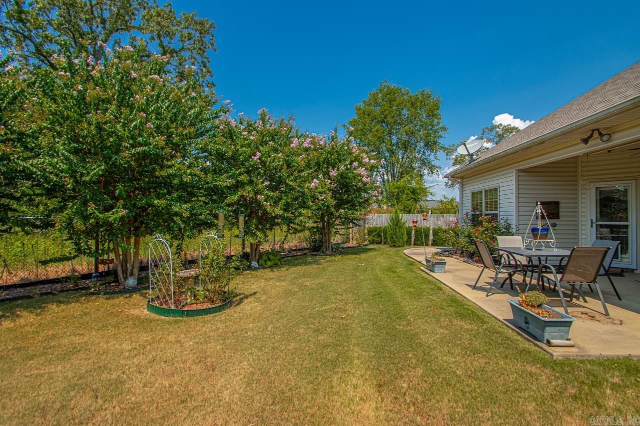 The Oaks at Heritage Farm - Residential