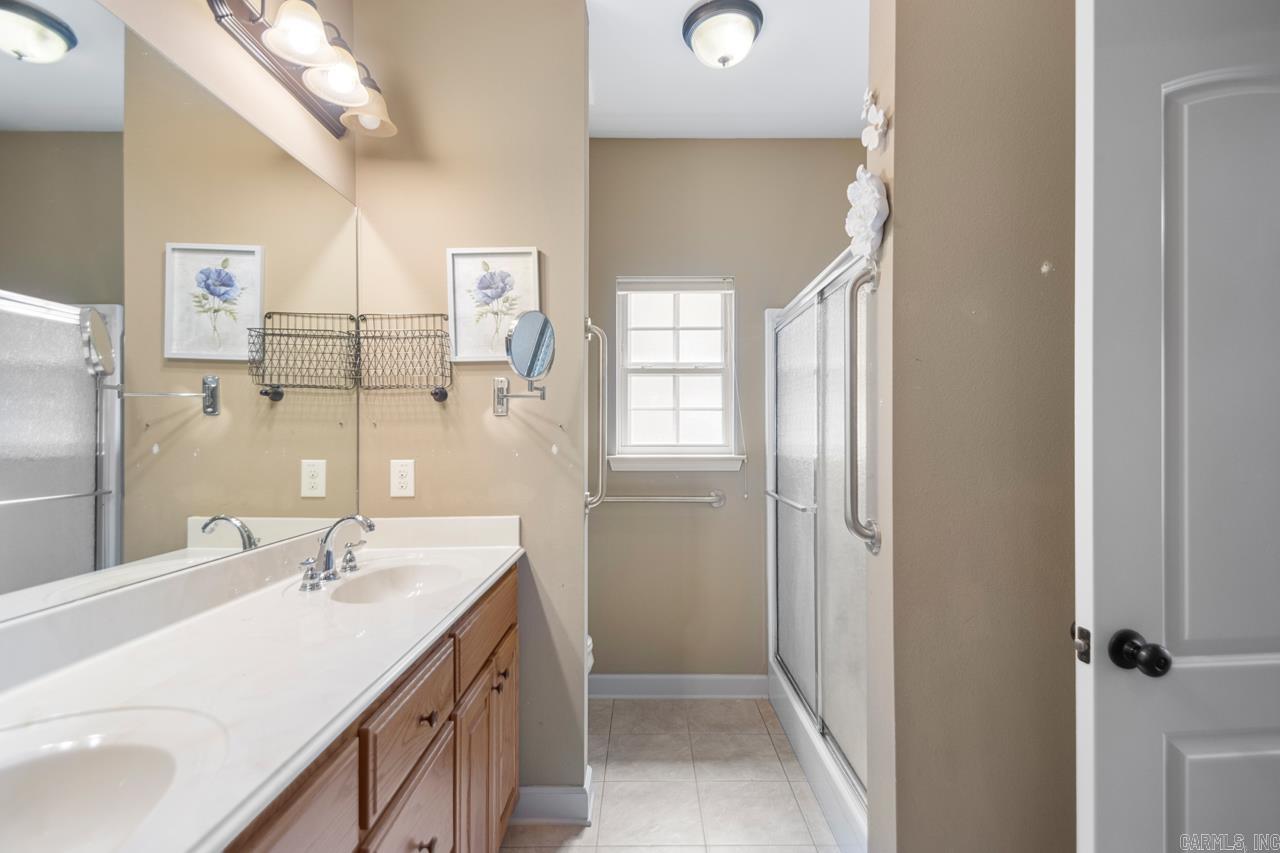 The Oaks at Heritage Farm - Residential