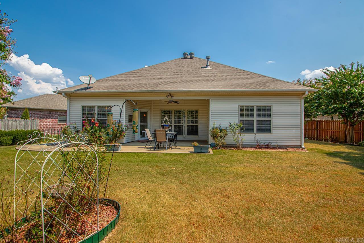 The Oaks at Heritage Farm - Residential