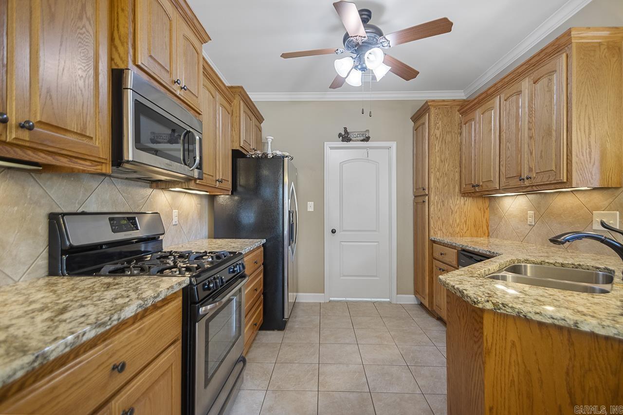 The Oaks at Heritage Farm - Residential