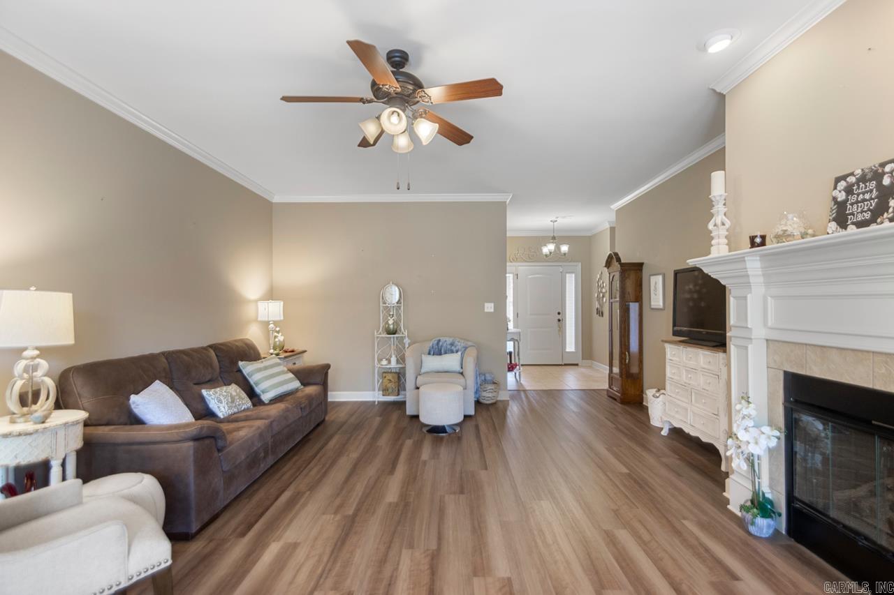 The Oaks at Heritage Farm - Residential