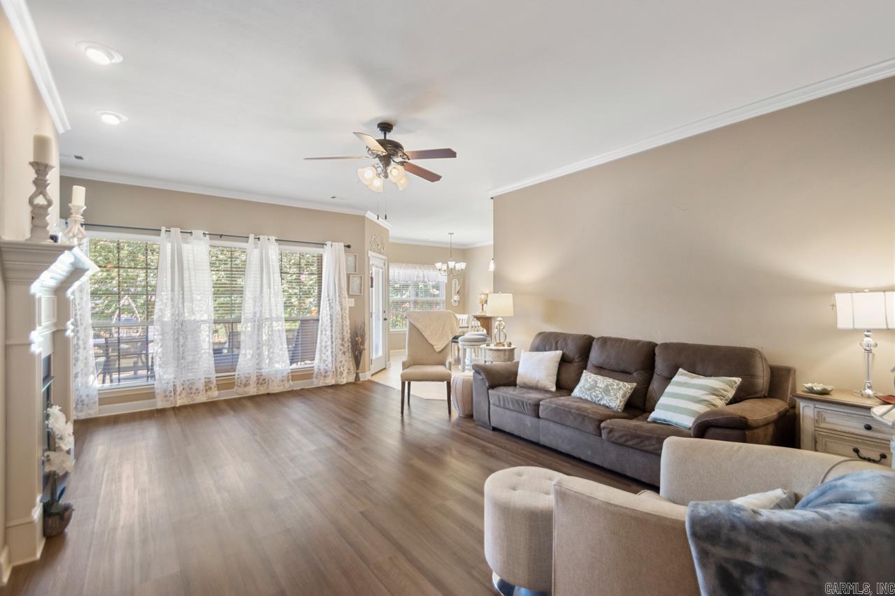 The Oaks at Heritage Farm - Residential