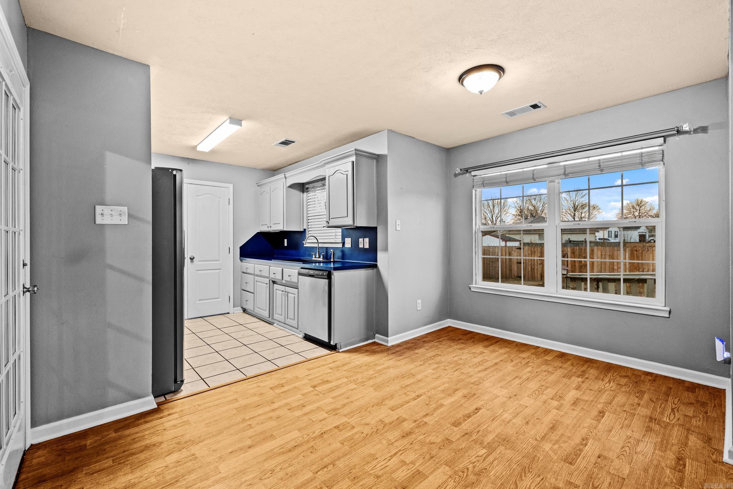 MOON RIDGE ESTATES - Residential