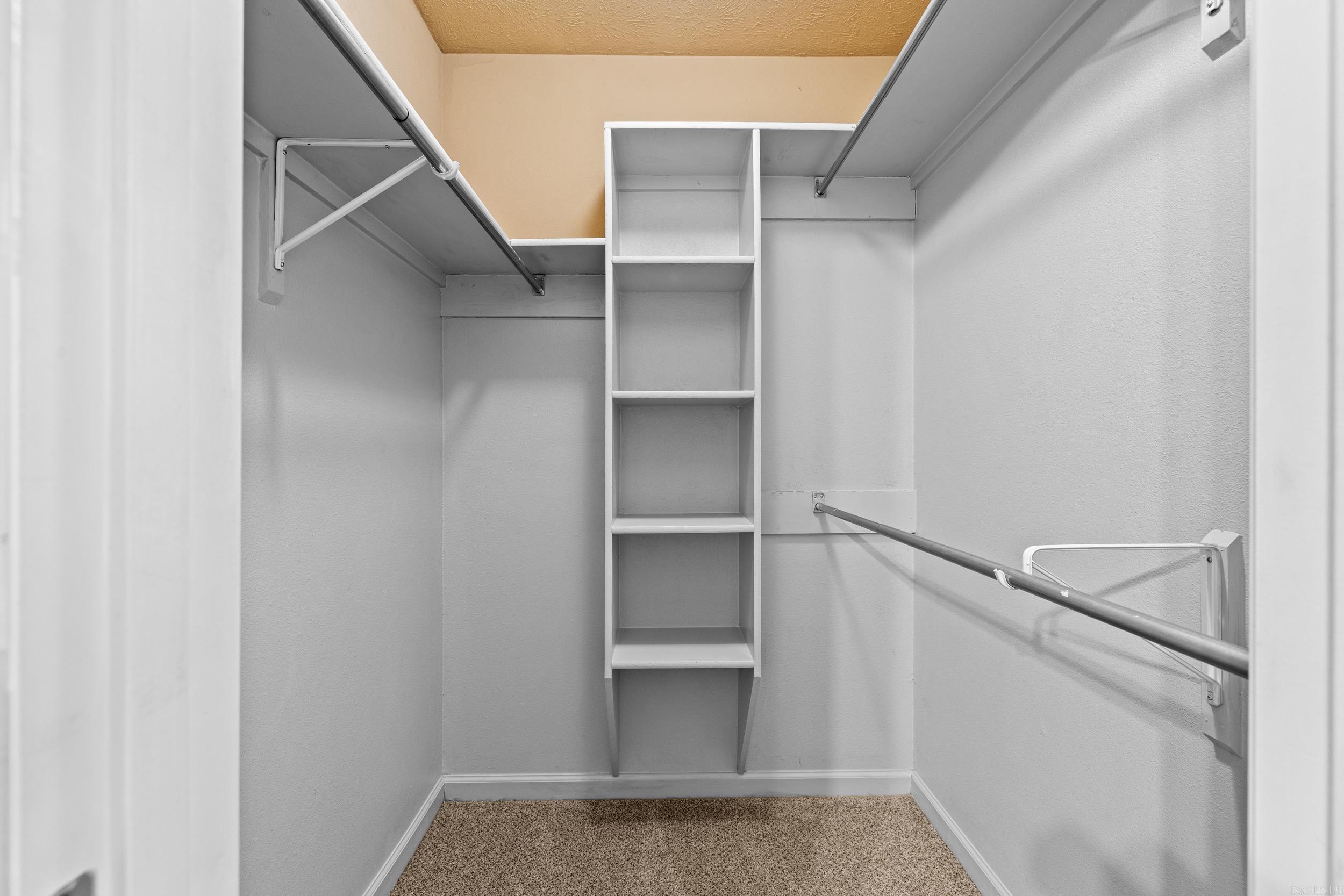 MOON RIDGE ESTATES - Residential