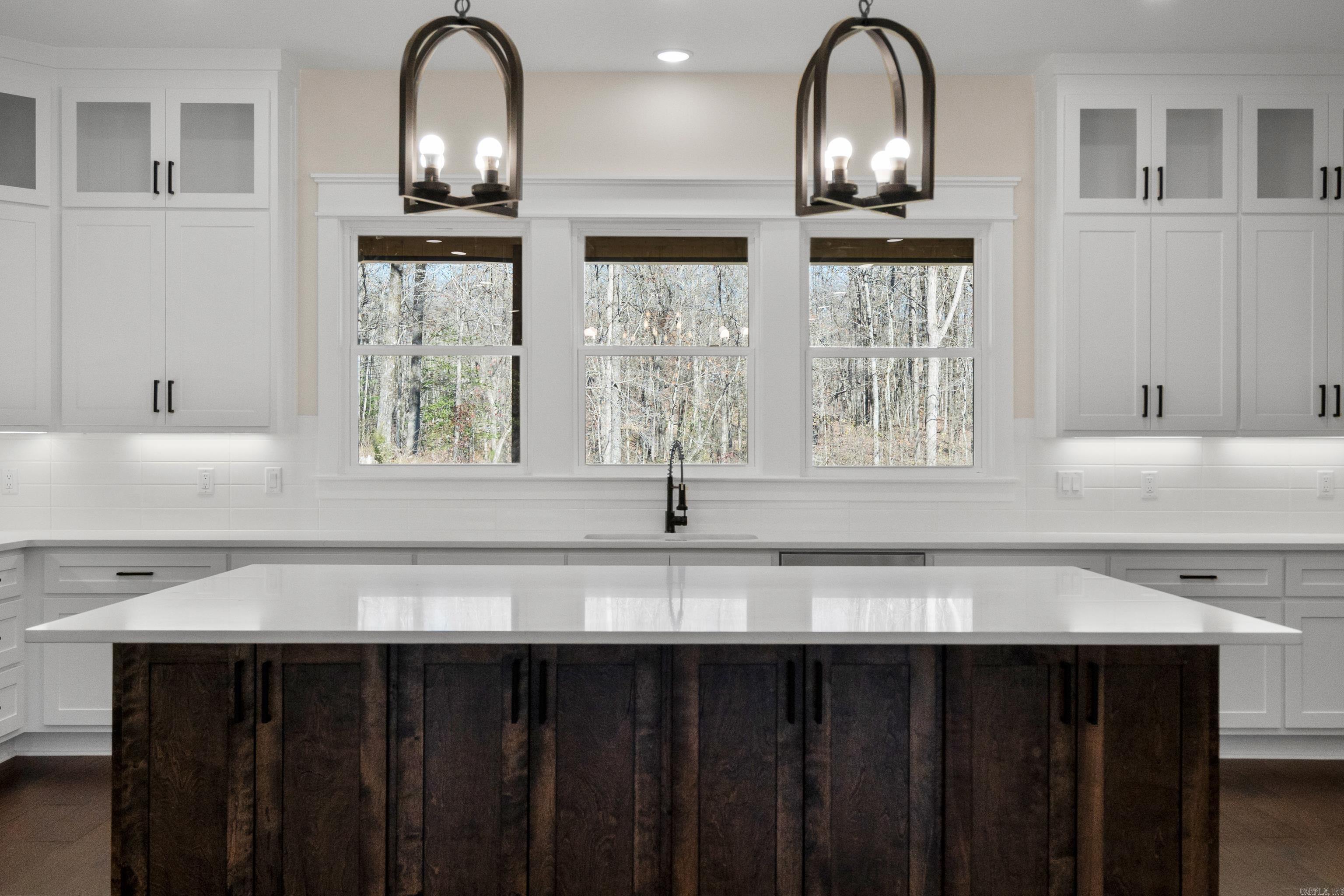 ROLLING MANOR - Residential