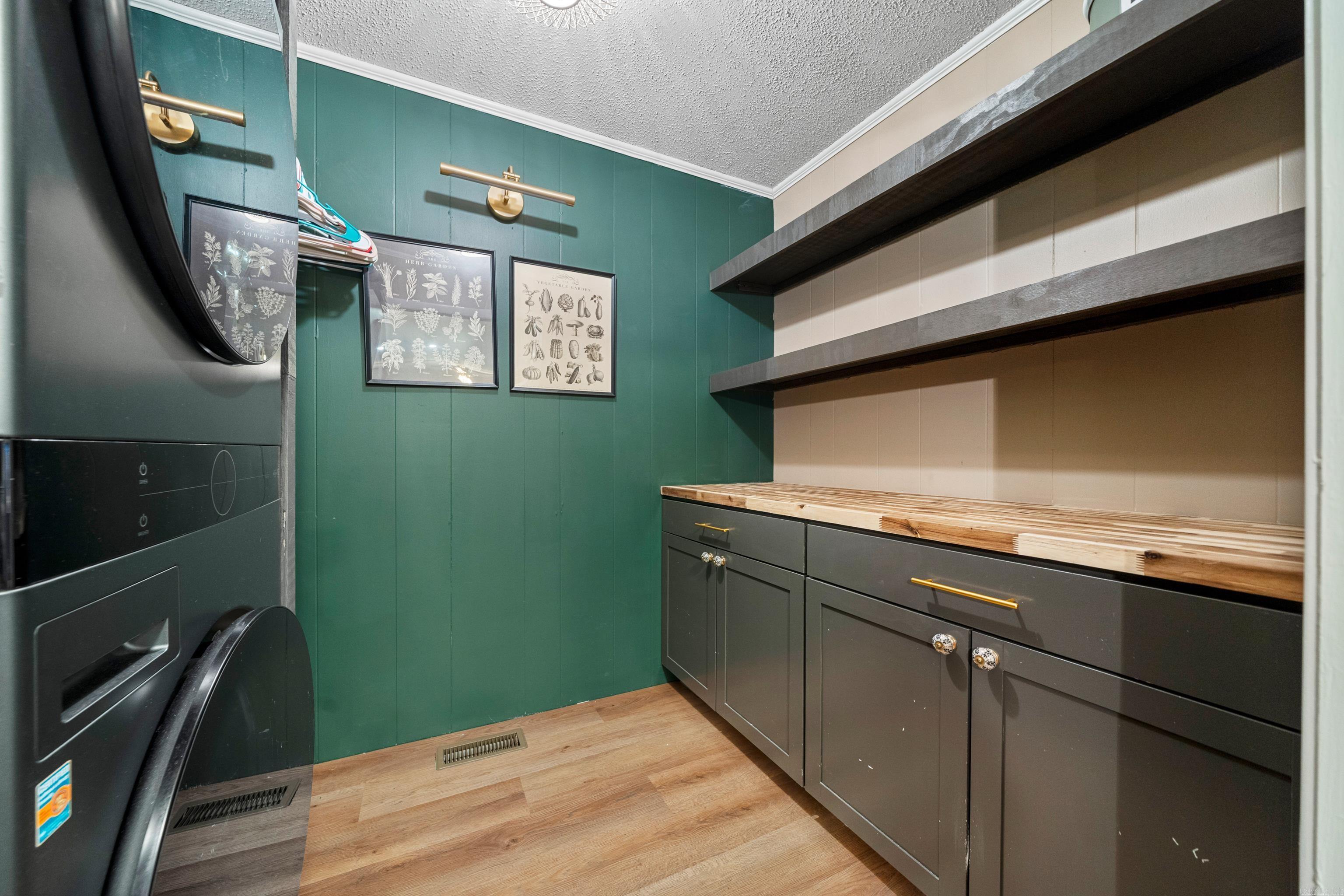 Pine Park - Residential