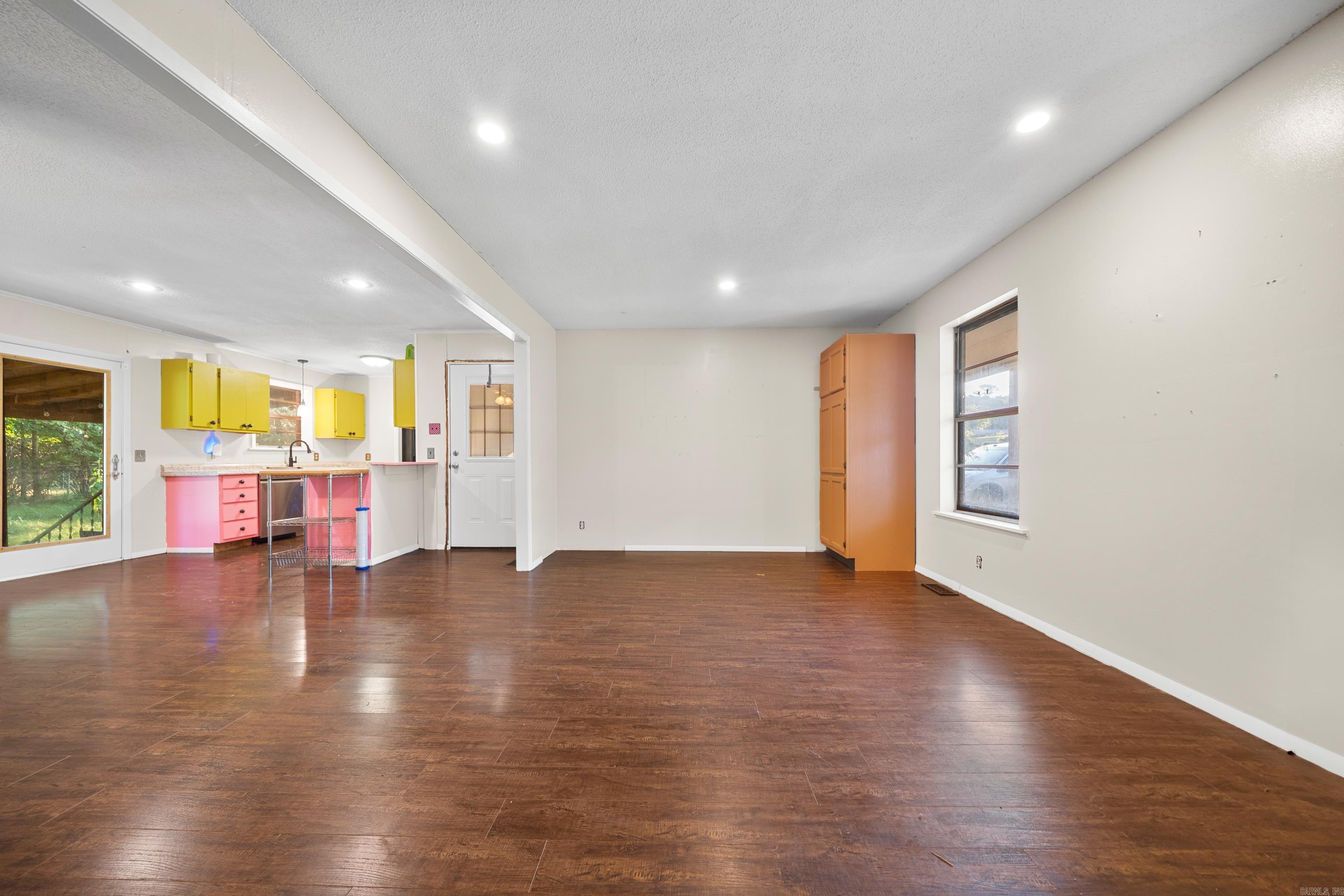 Pine Park - Residential