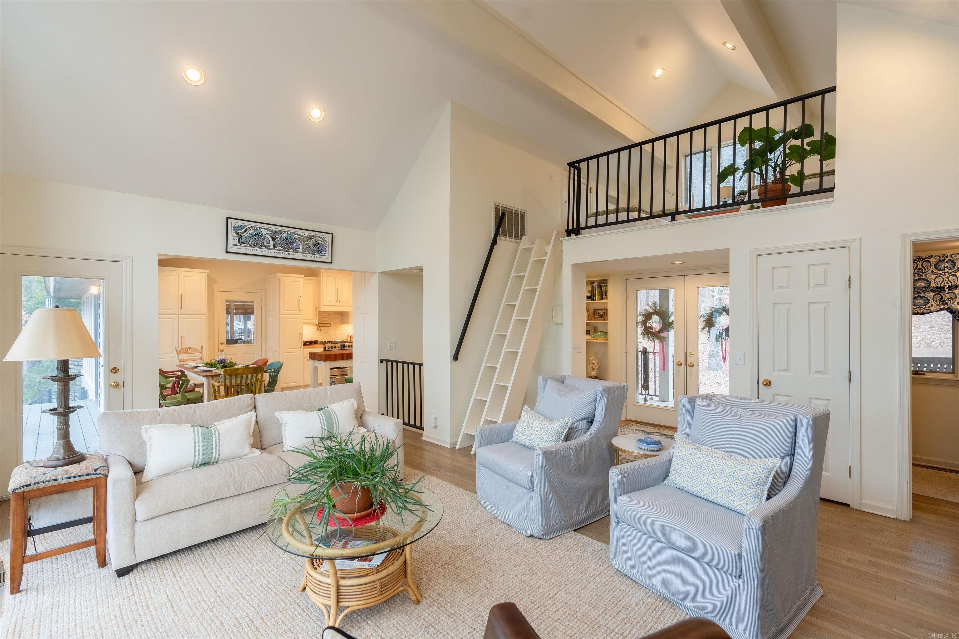 EI: ROND POINT - Residential