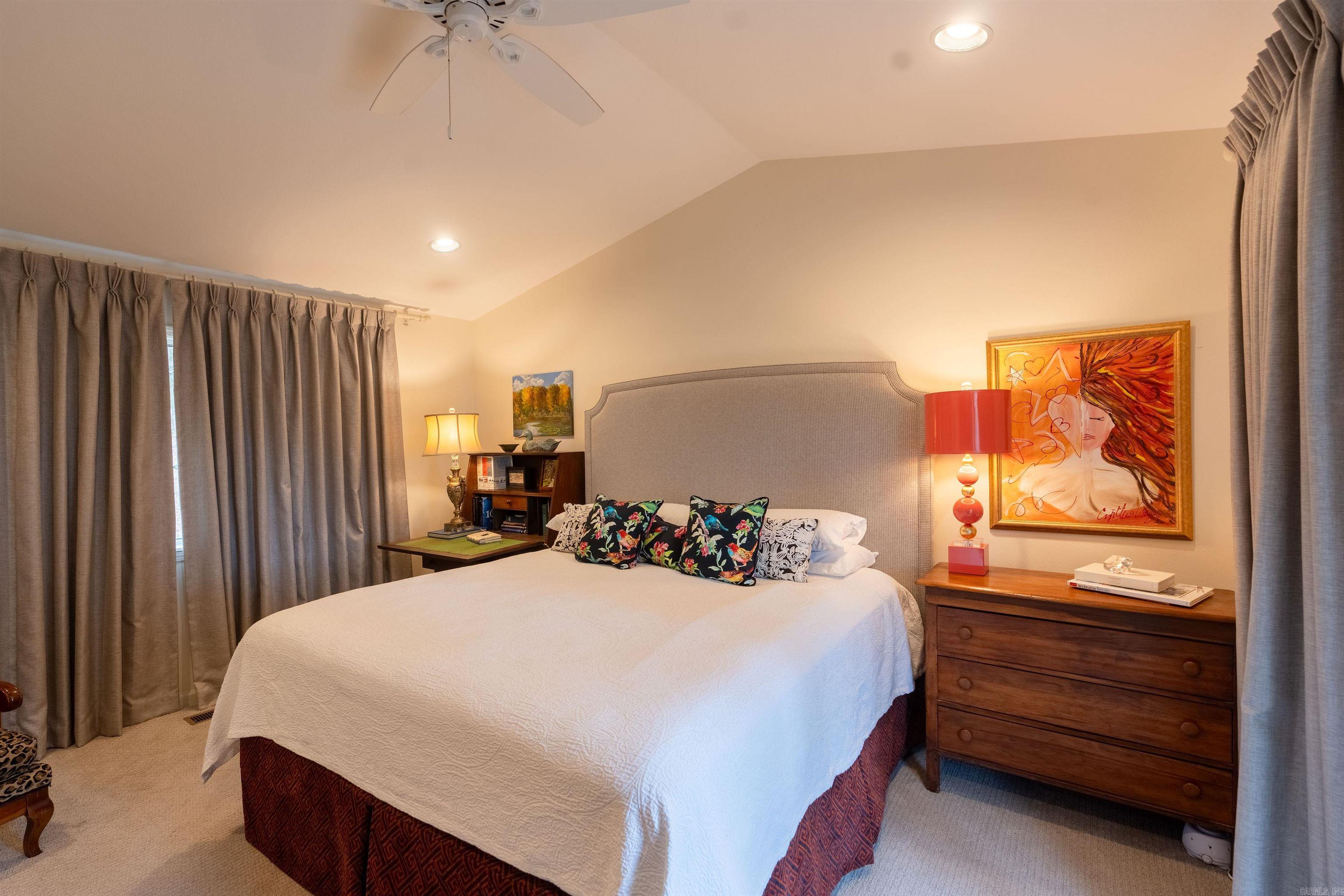 EI: ROND POINT - Residential