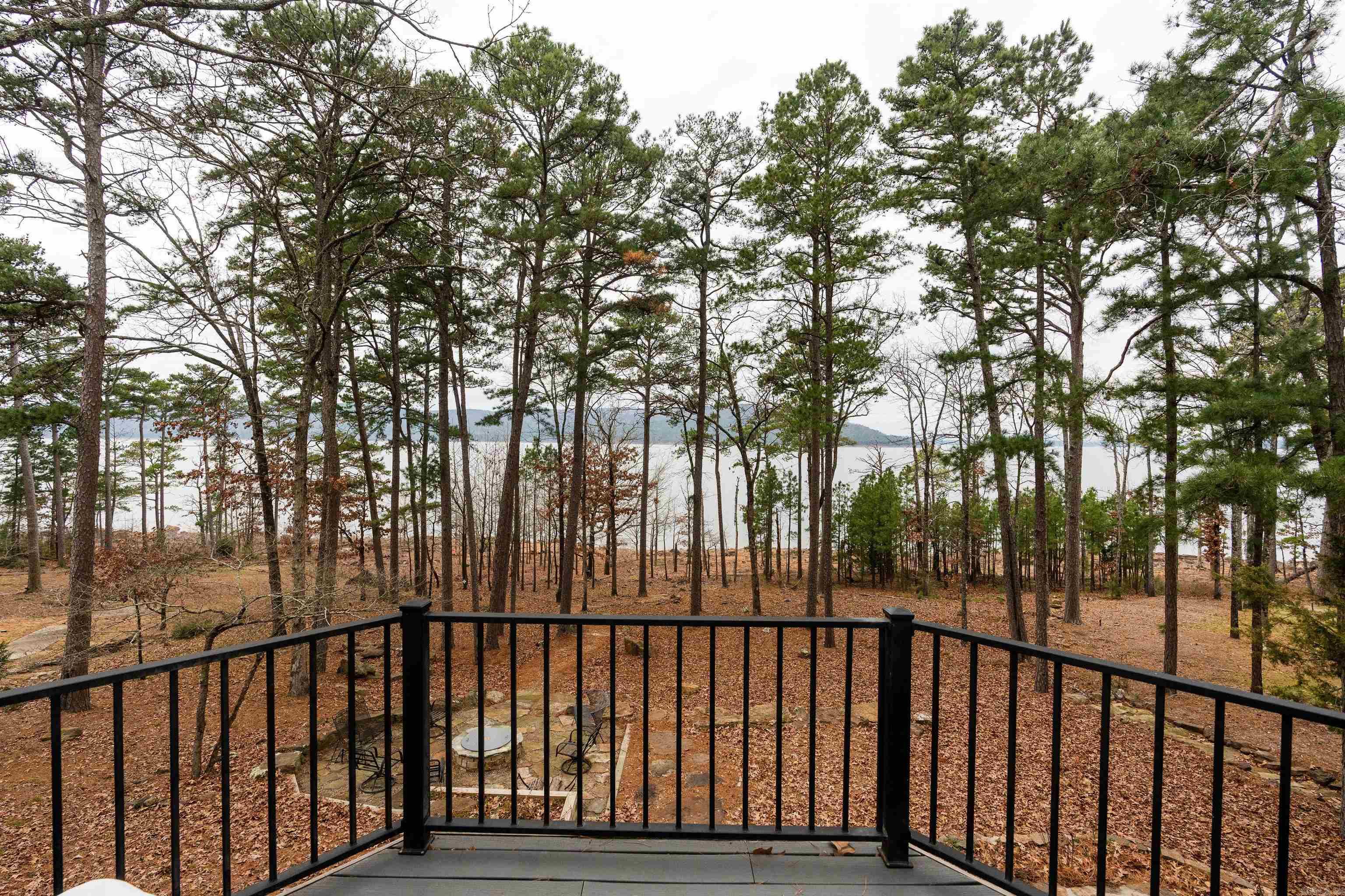 EI: ROND POINT - Residential