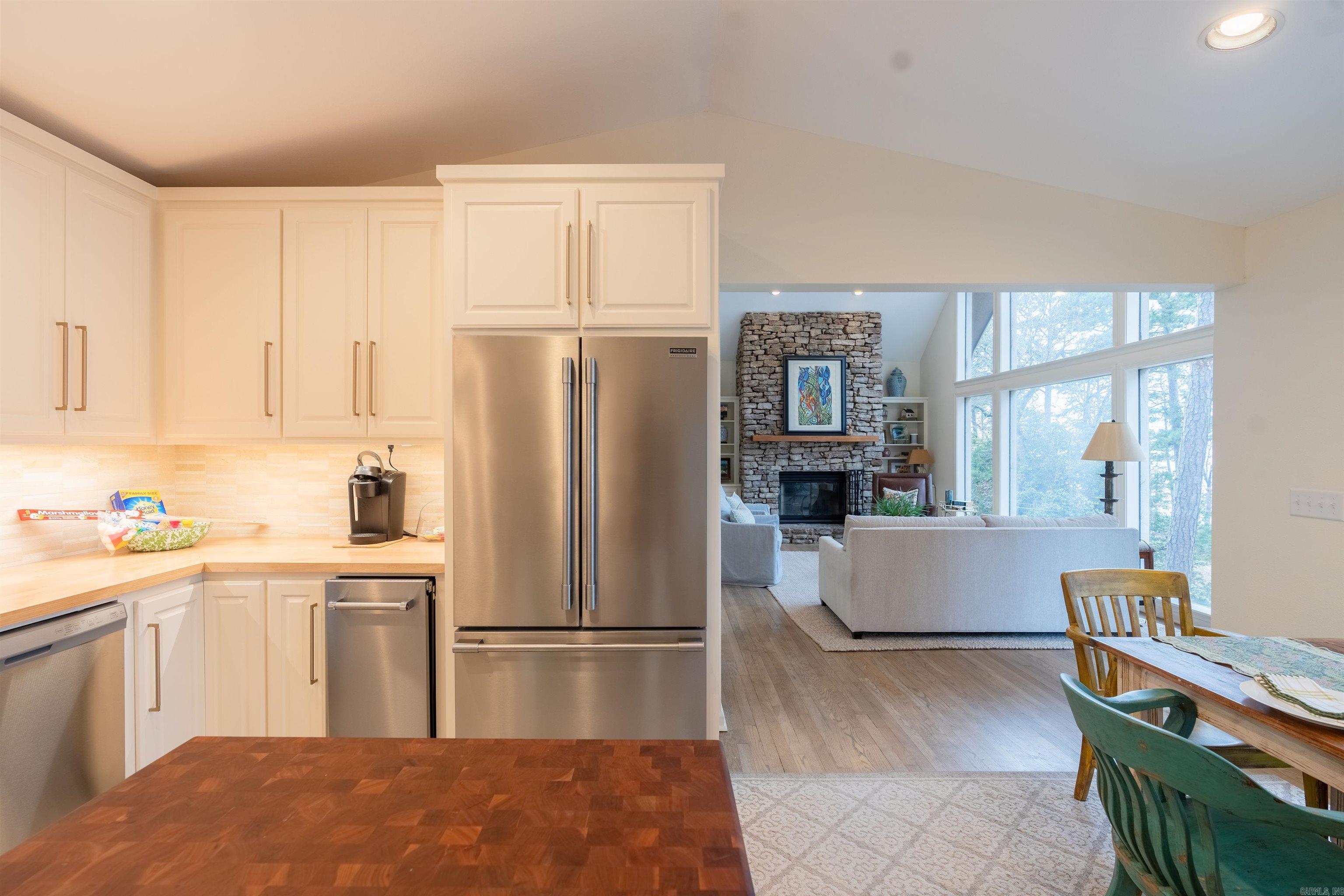 EI: ROND POINT - Residential