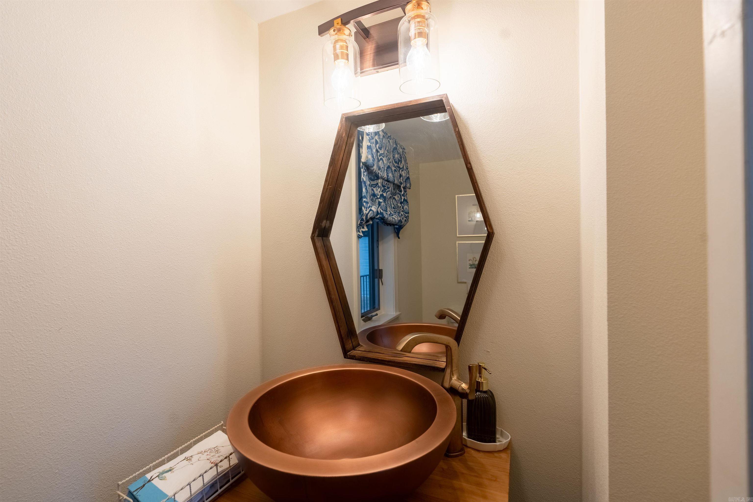 EI: ROND POINT - Residential