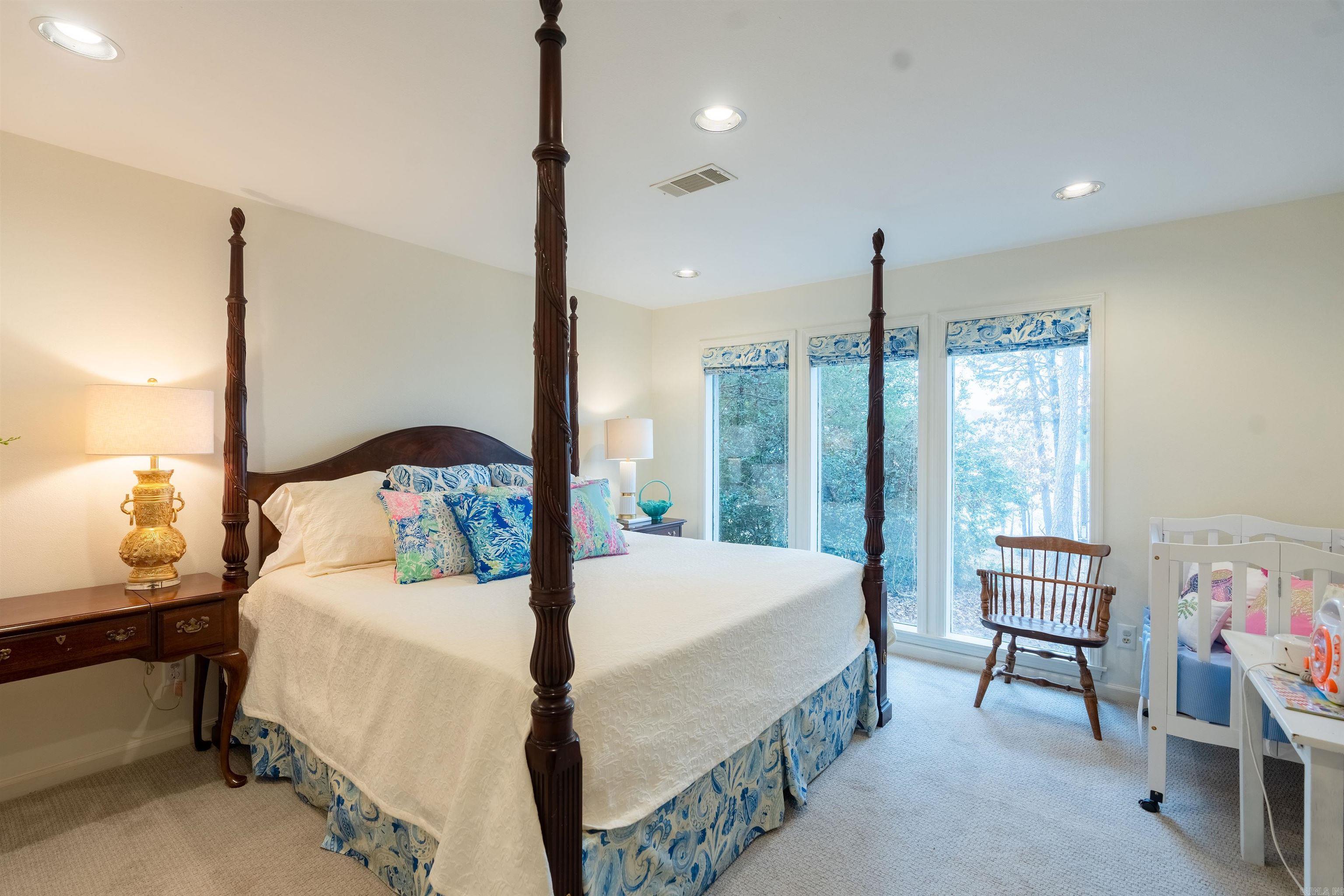 EI: ROND POINT - Residential