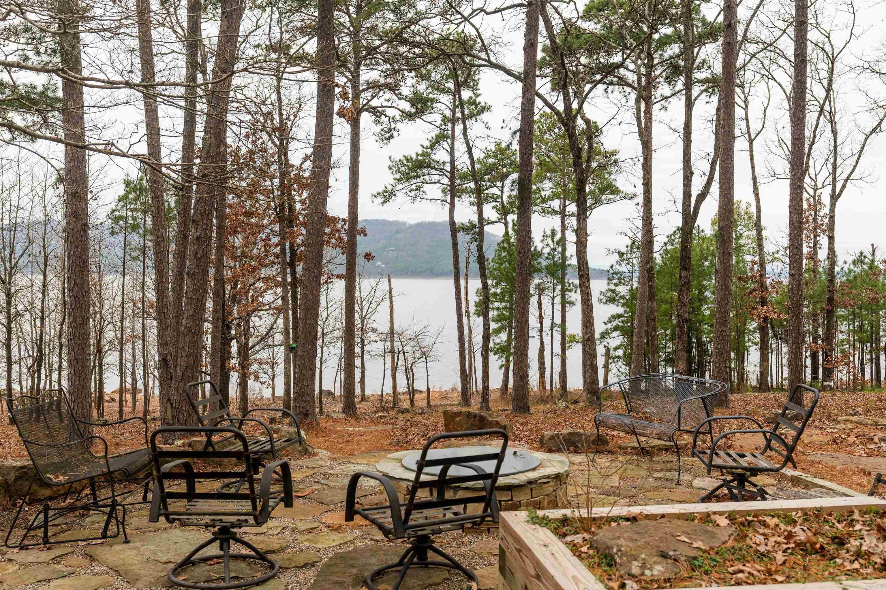 EI: ROND POINT - Residential