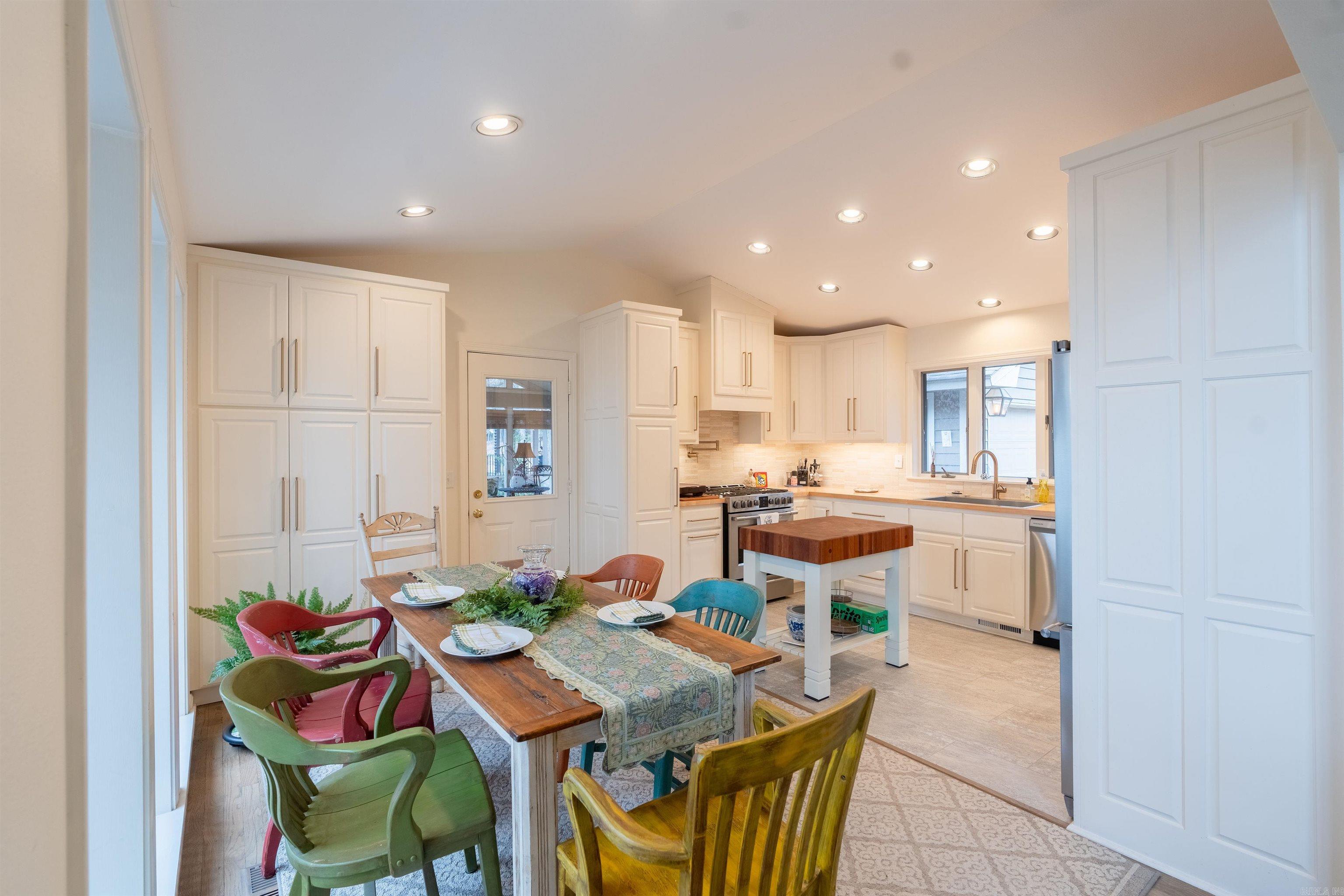 EI: ROND POINT - Residential