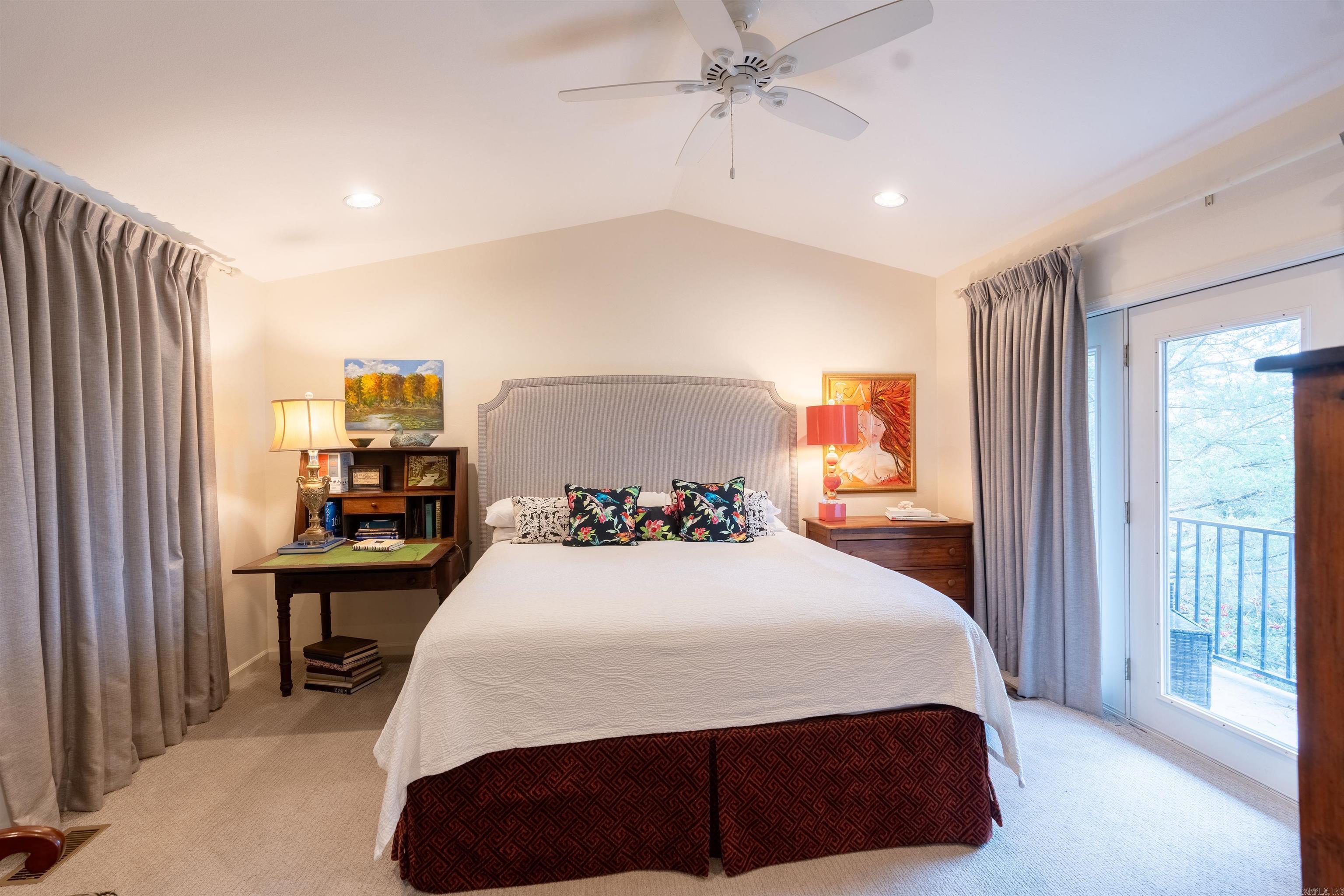 EI: ROND POINT - Residential