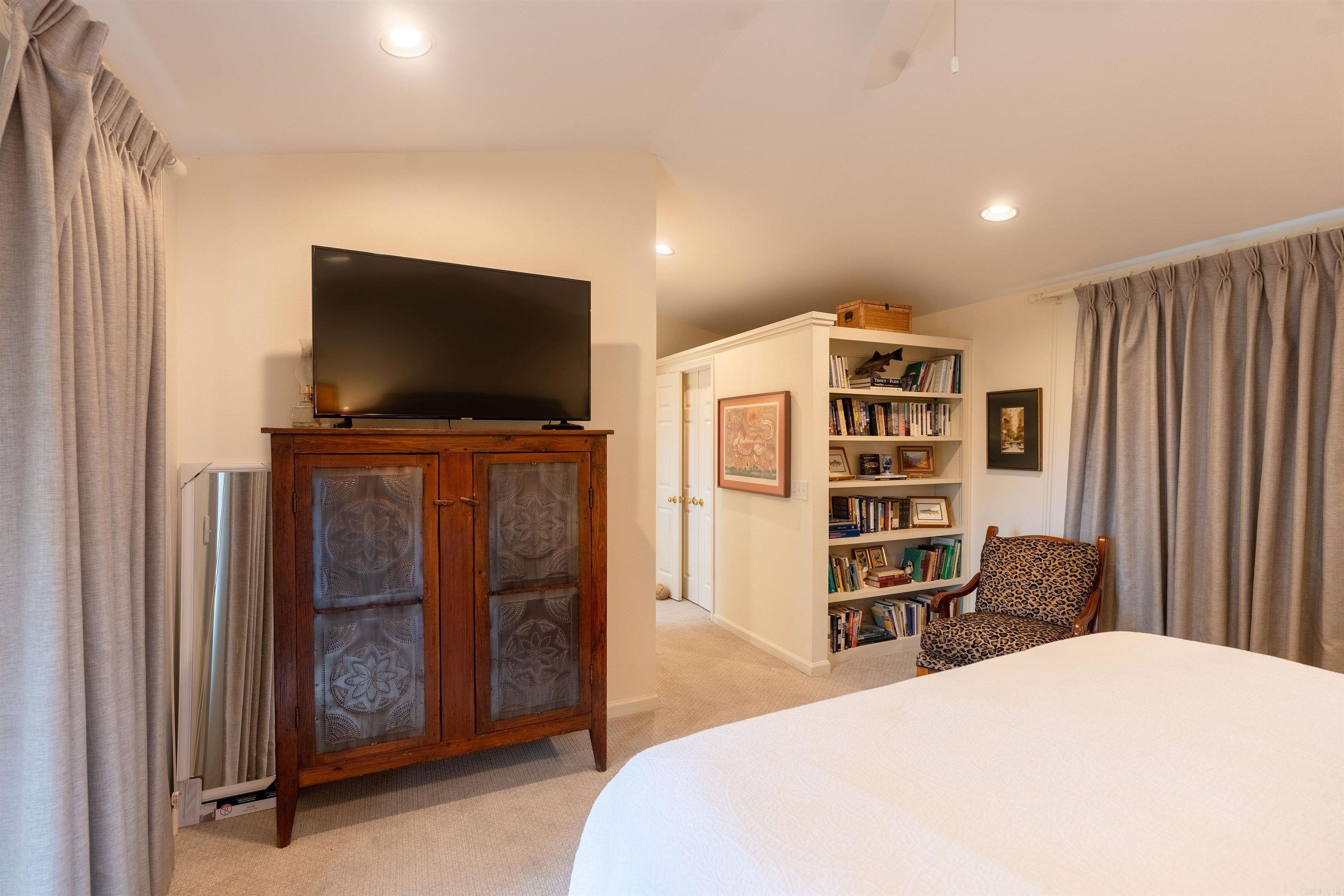 EI: ROND POINT - Residential