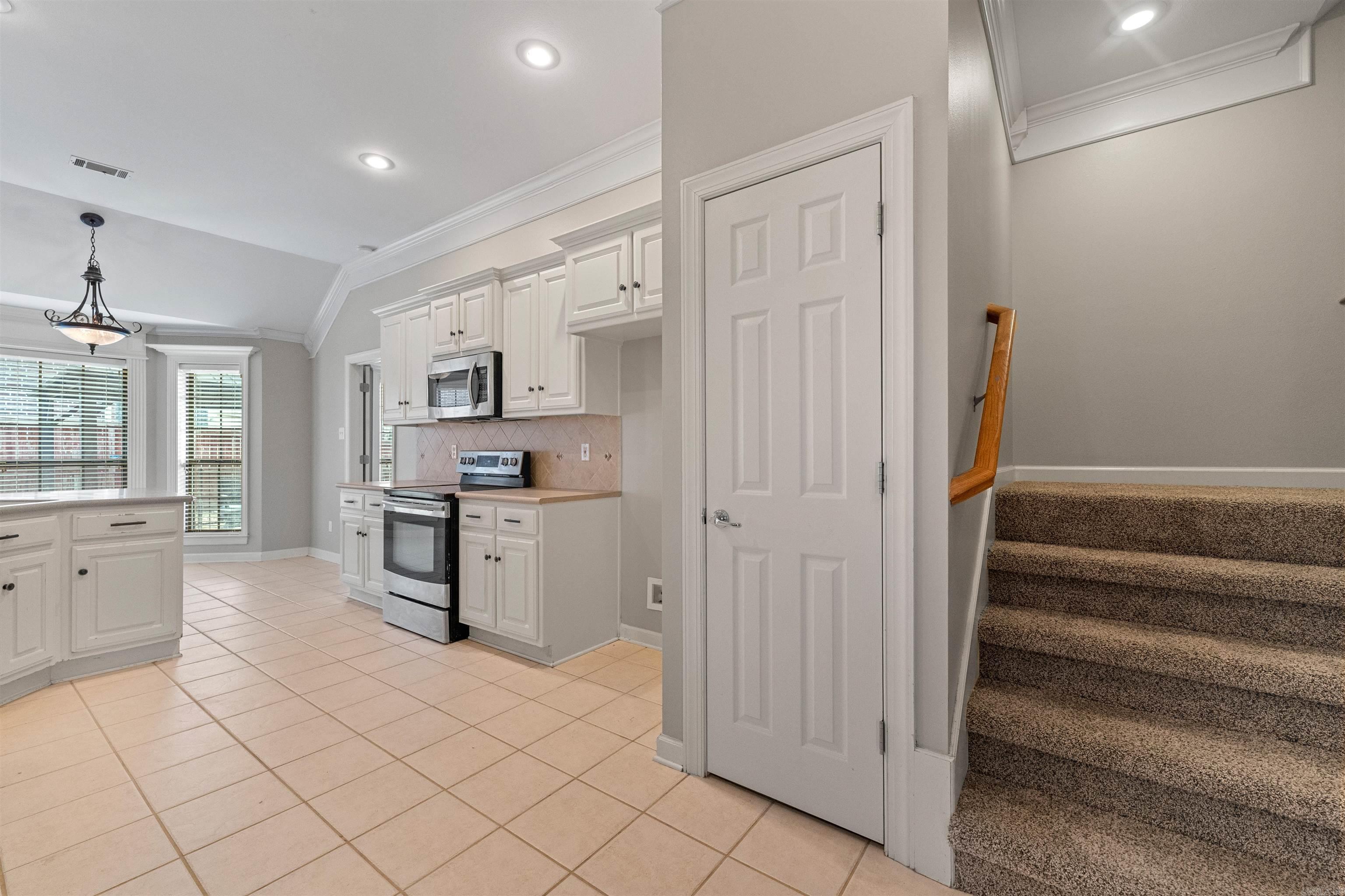 NORTHLAKE - Residential