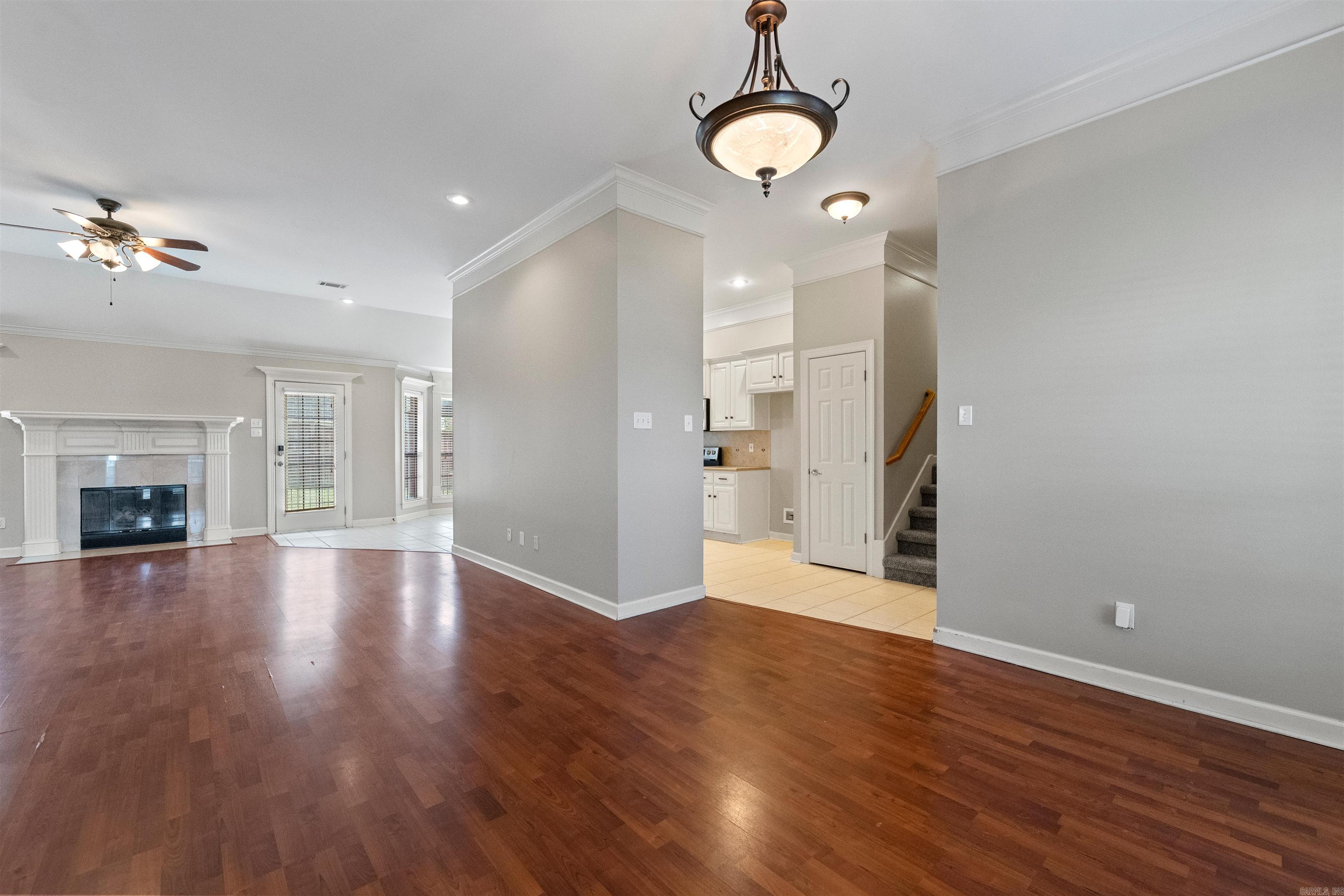 NORTHLAKE - Residential