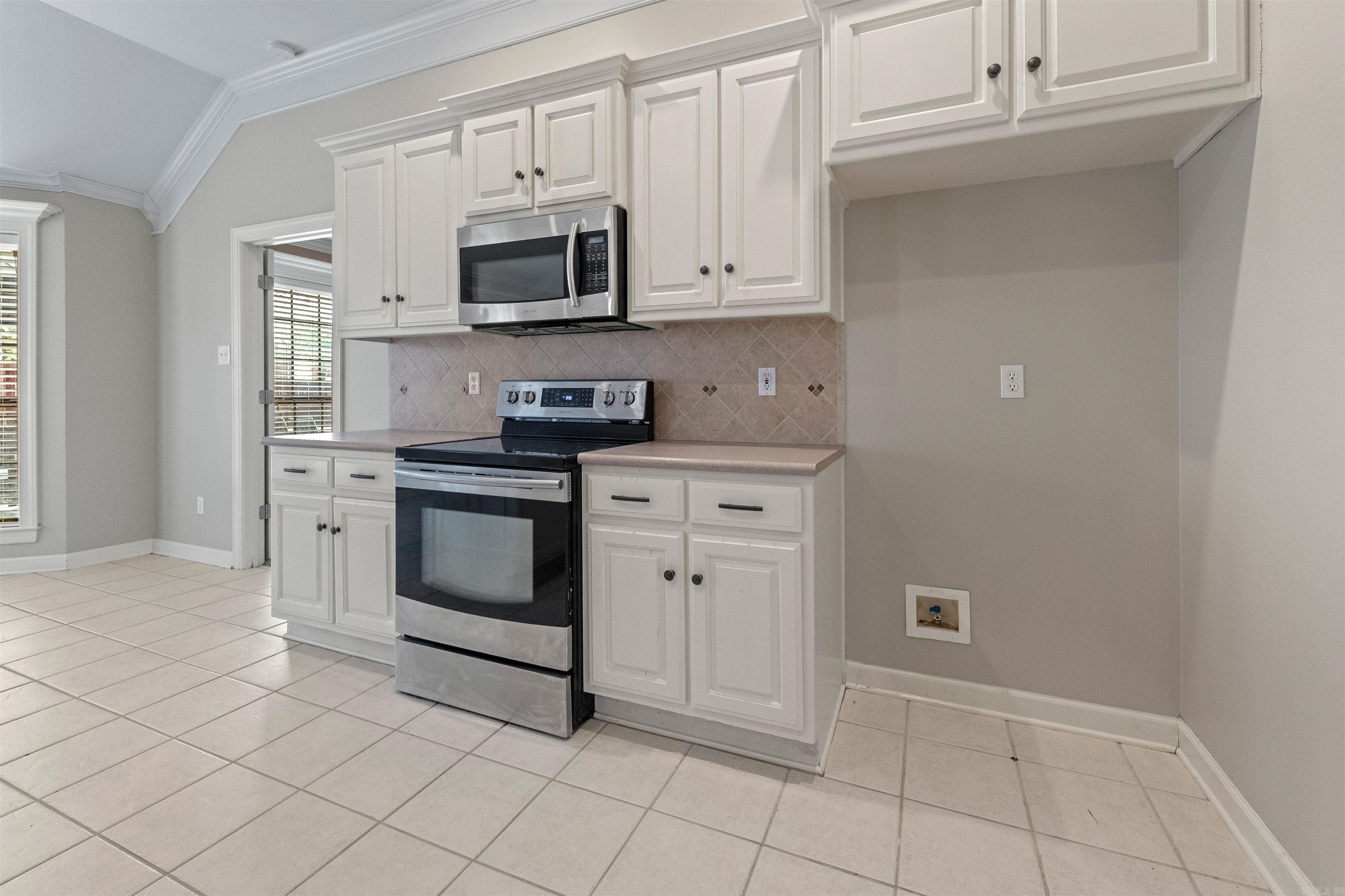 NORTHLAKE - Residential