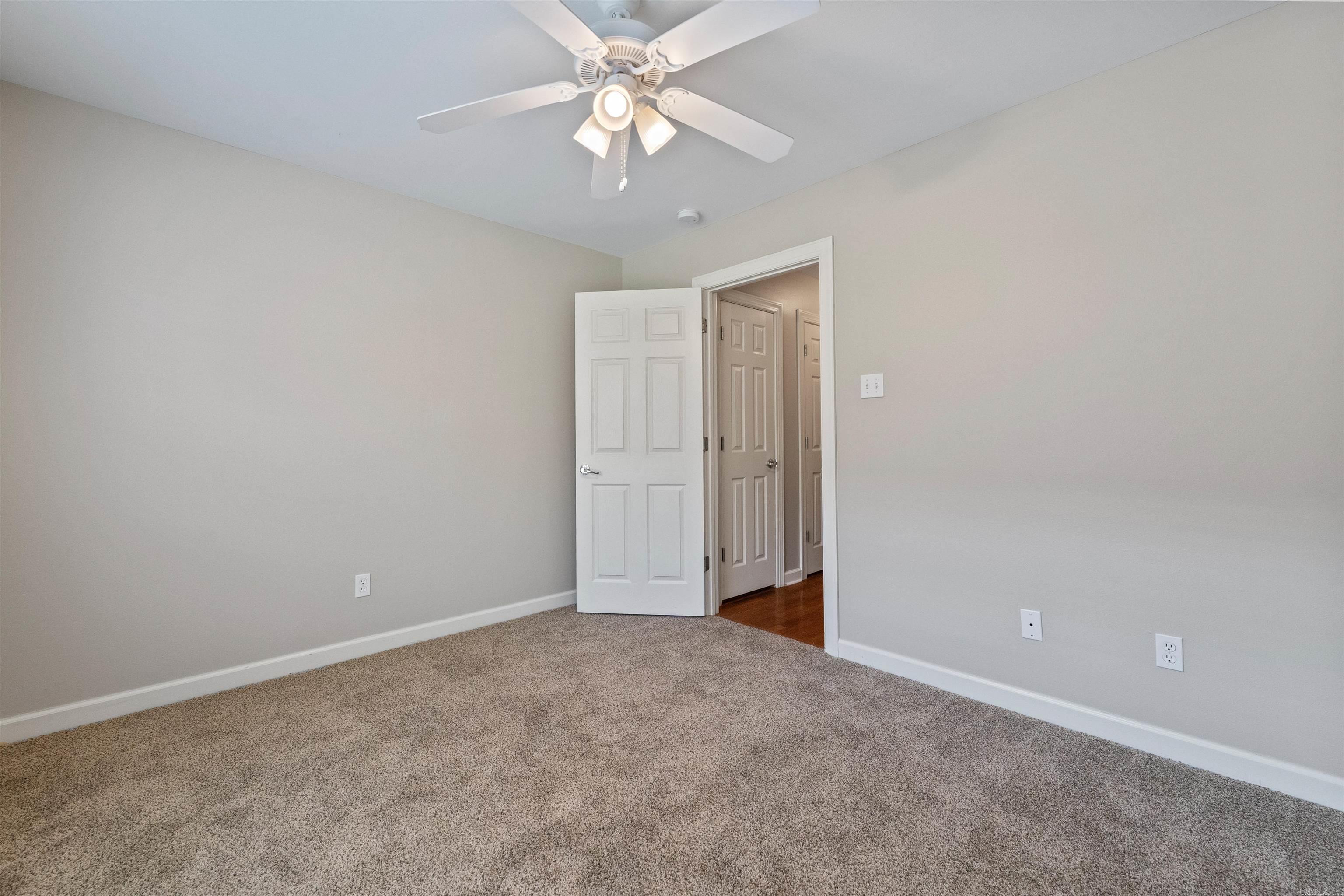 NORTHLAKE - Residential