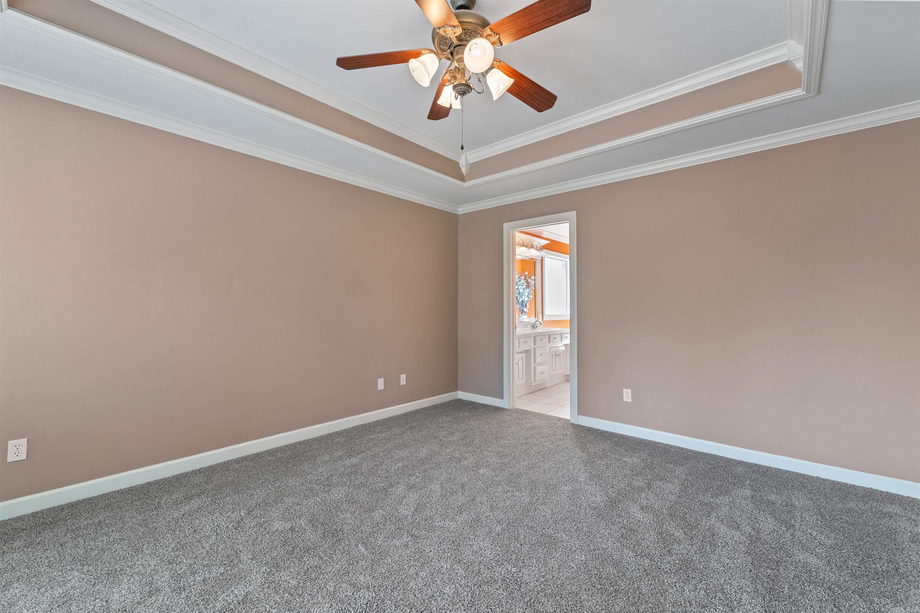 NORTHLAKE - Residential