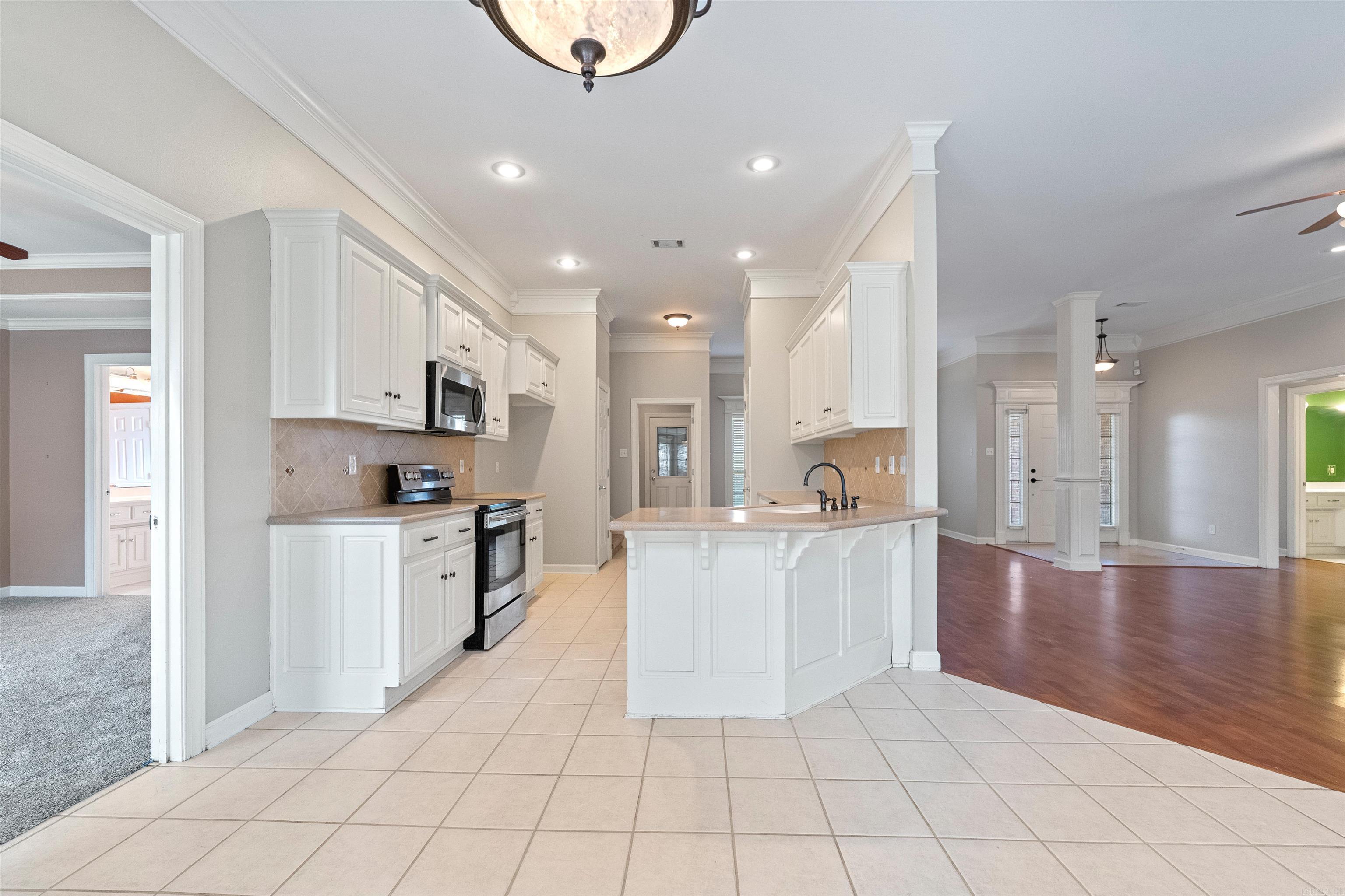 NORTHLAKE - Residential