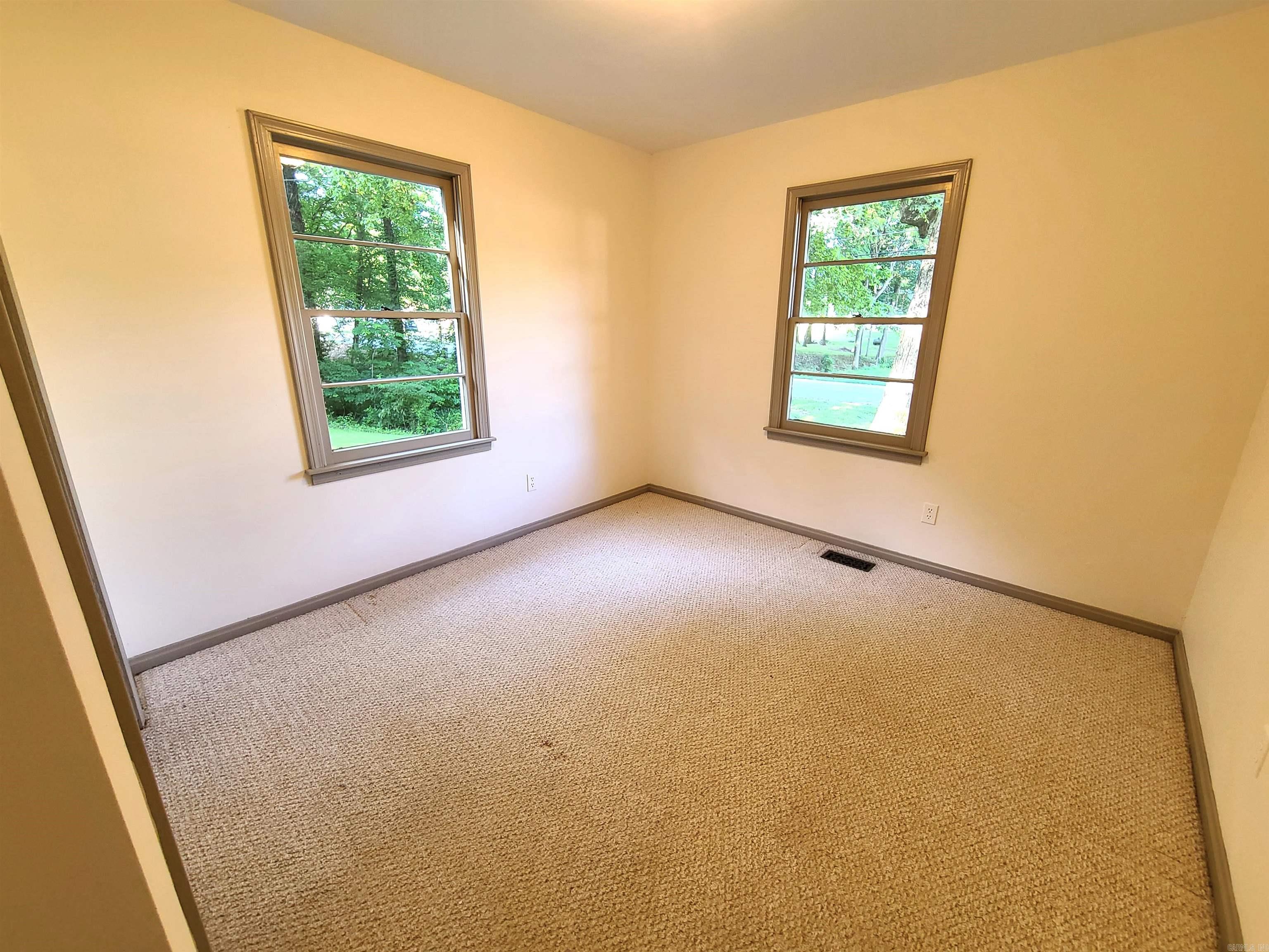 PIGGOTT - Residential