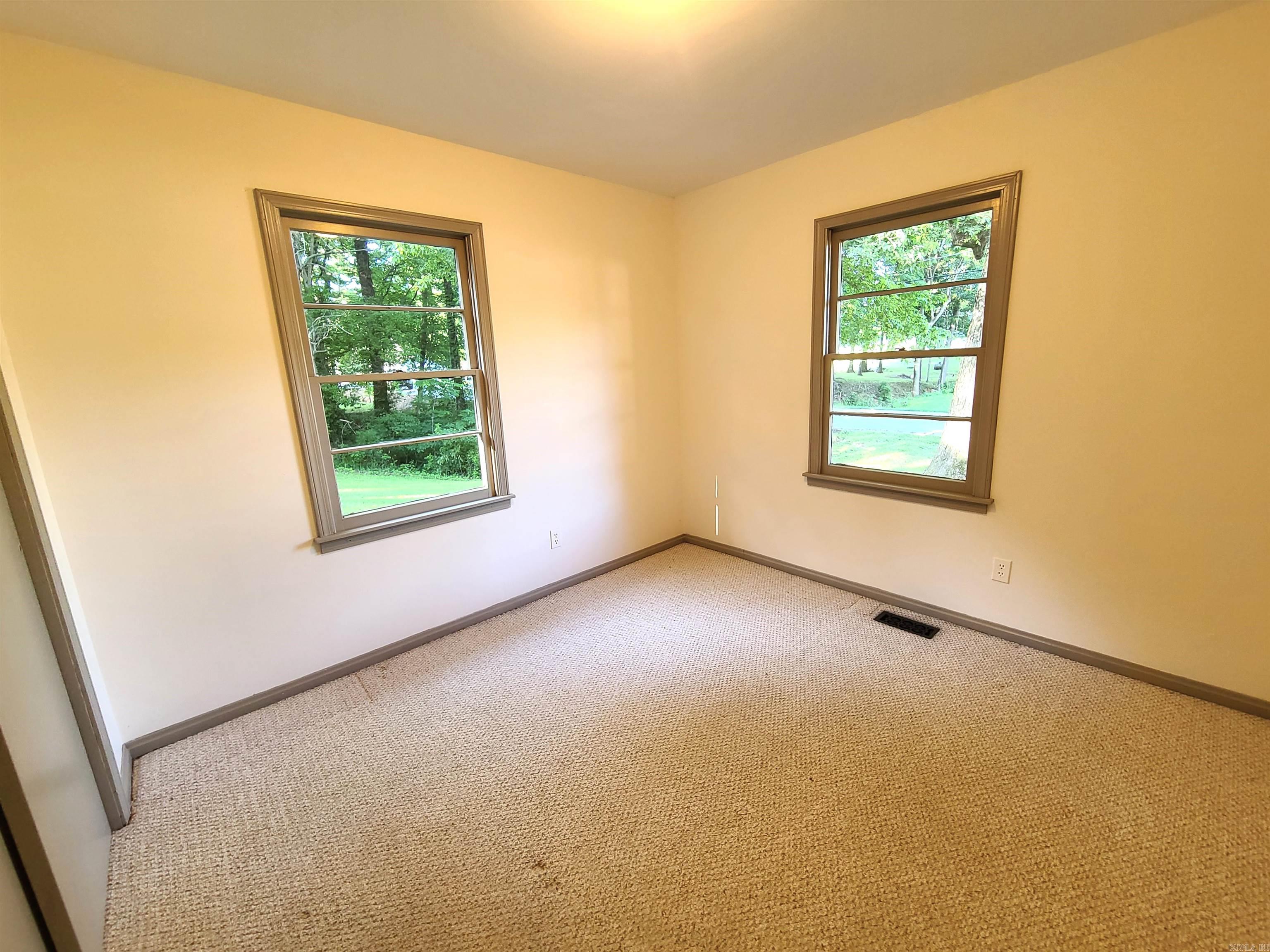 PIGGOTT - Residential