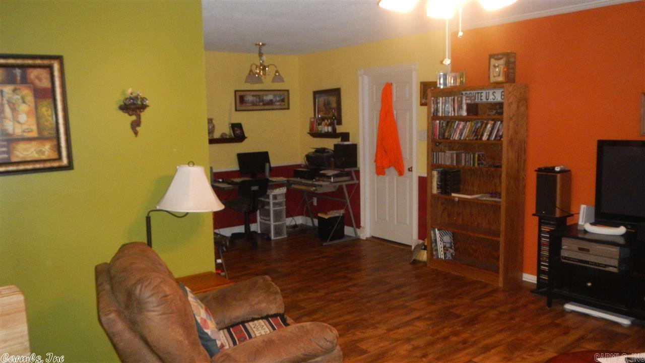 OAKHURST - Residential