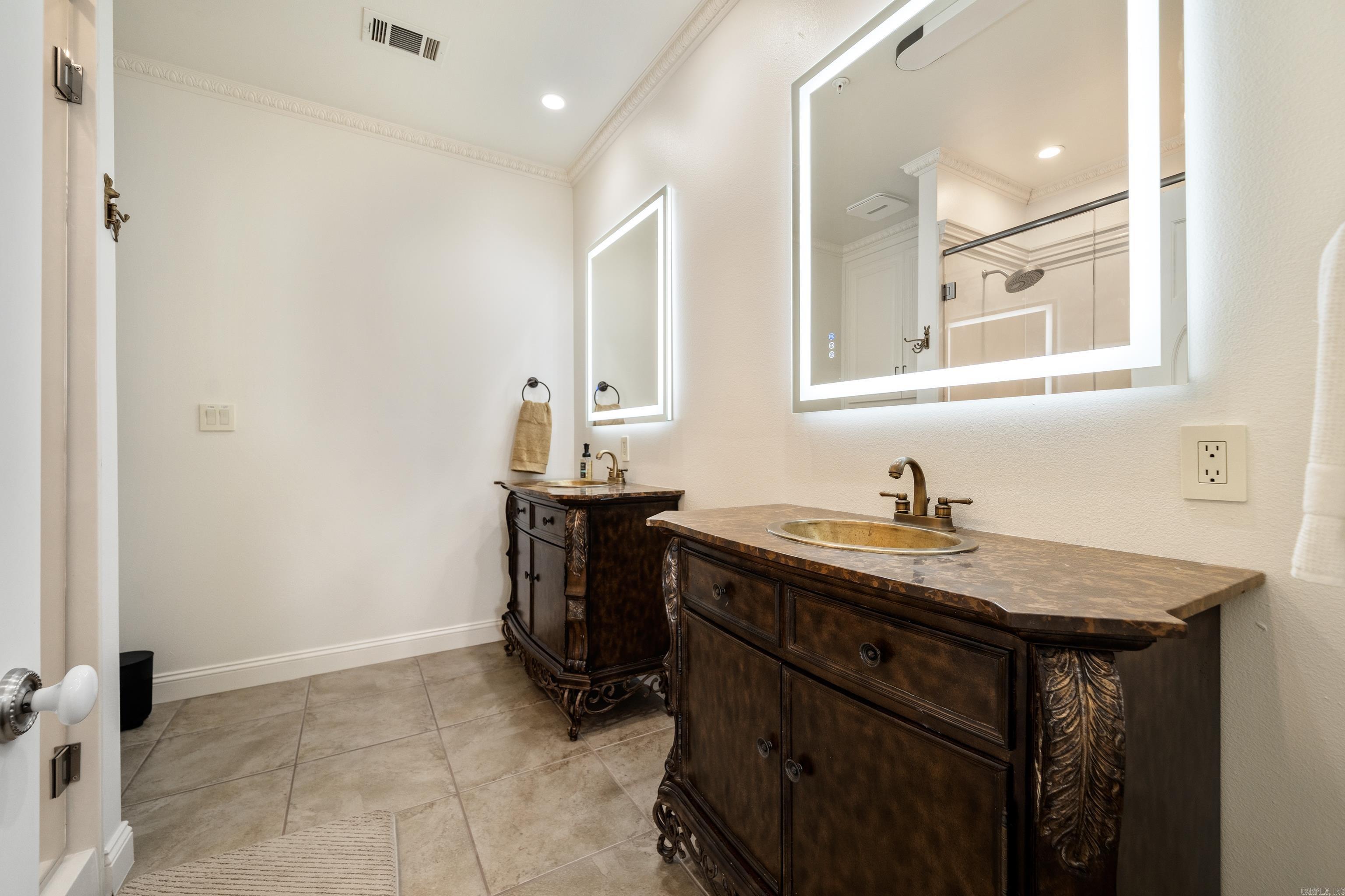 FIESTA BAY HPR - Residential