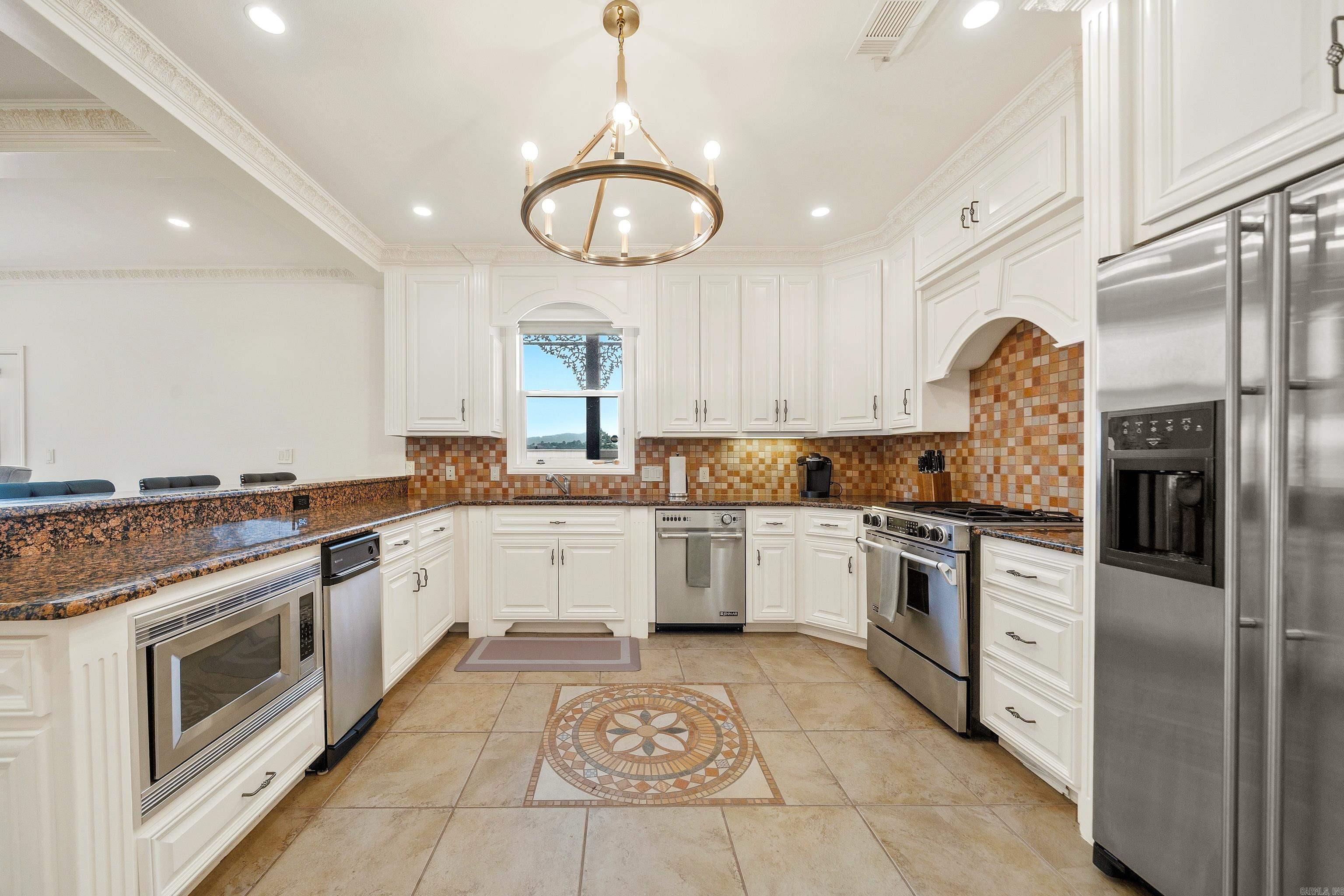 FIESTA BAY HPR - Residential