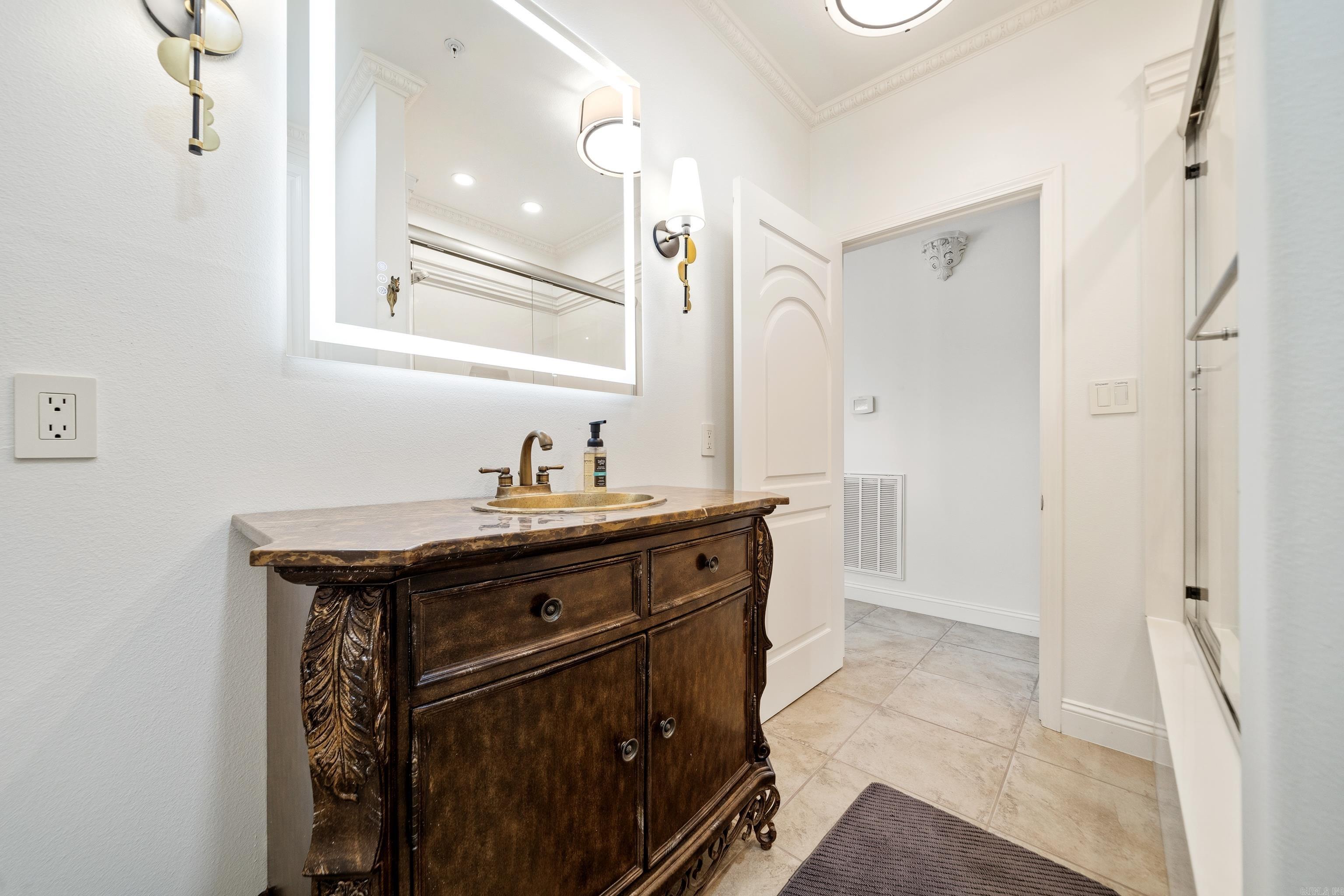 FIESTA BAY HPR - Residential