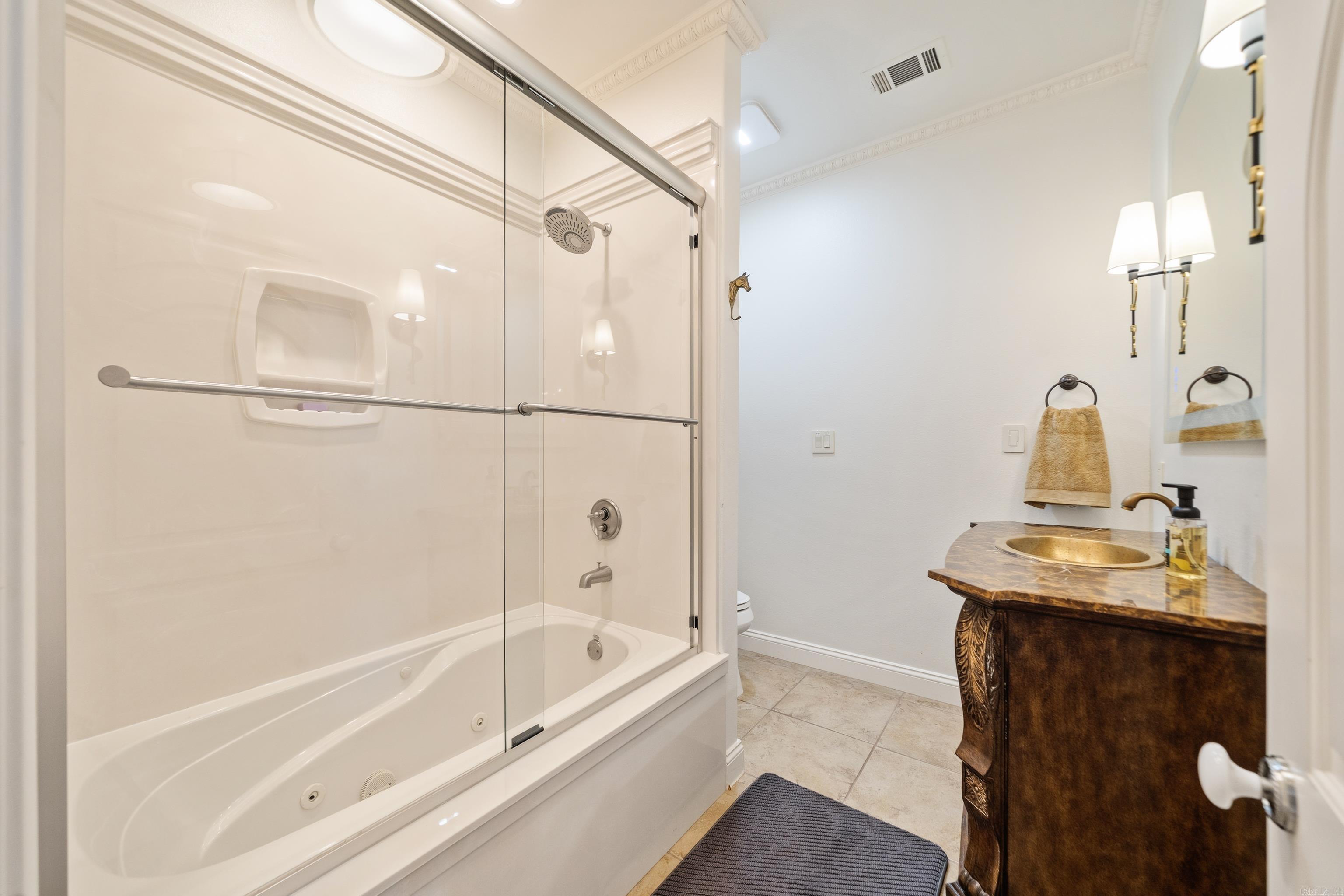 FIESTA BAY HPR - Residential