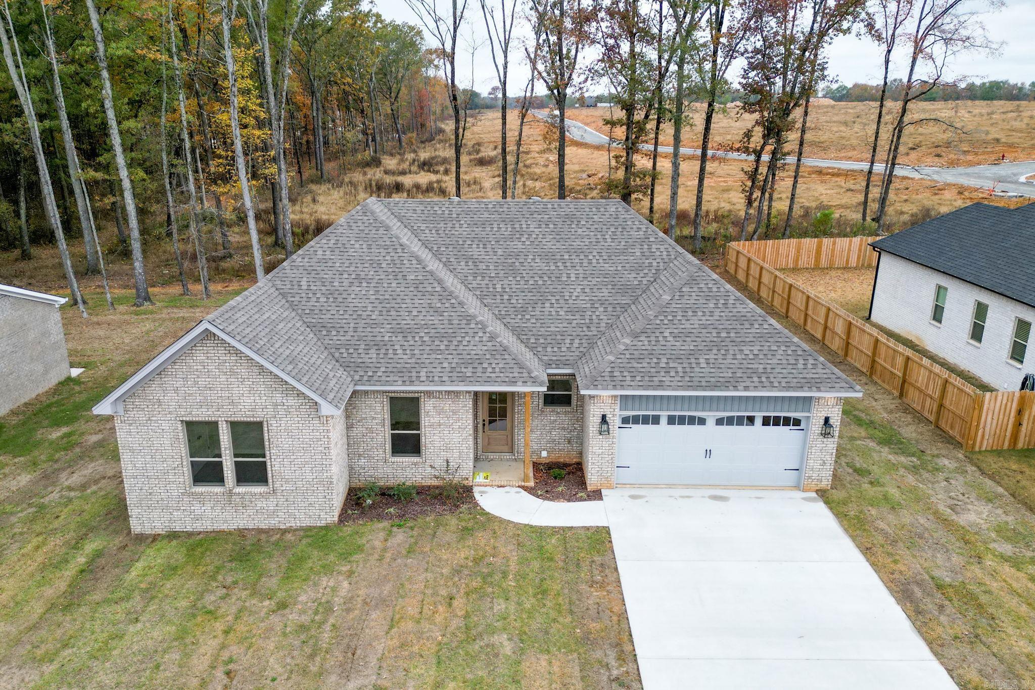 HIDDEN VALLEY ESTATES - Residential