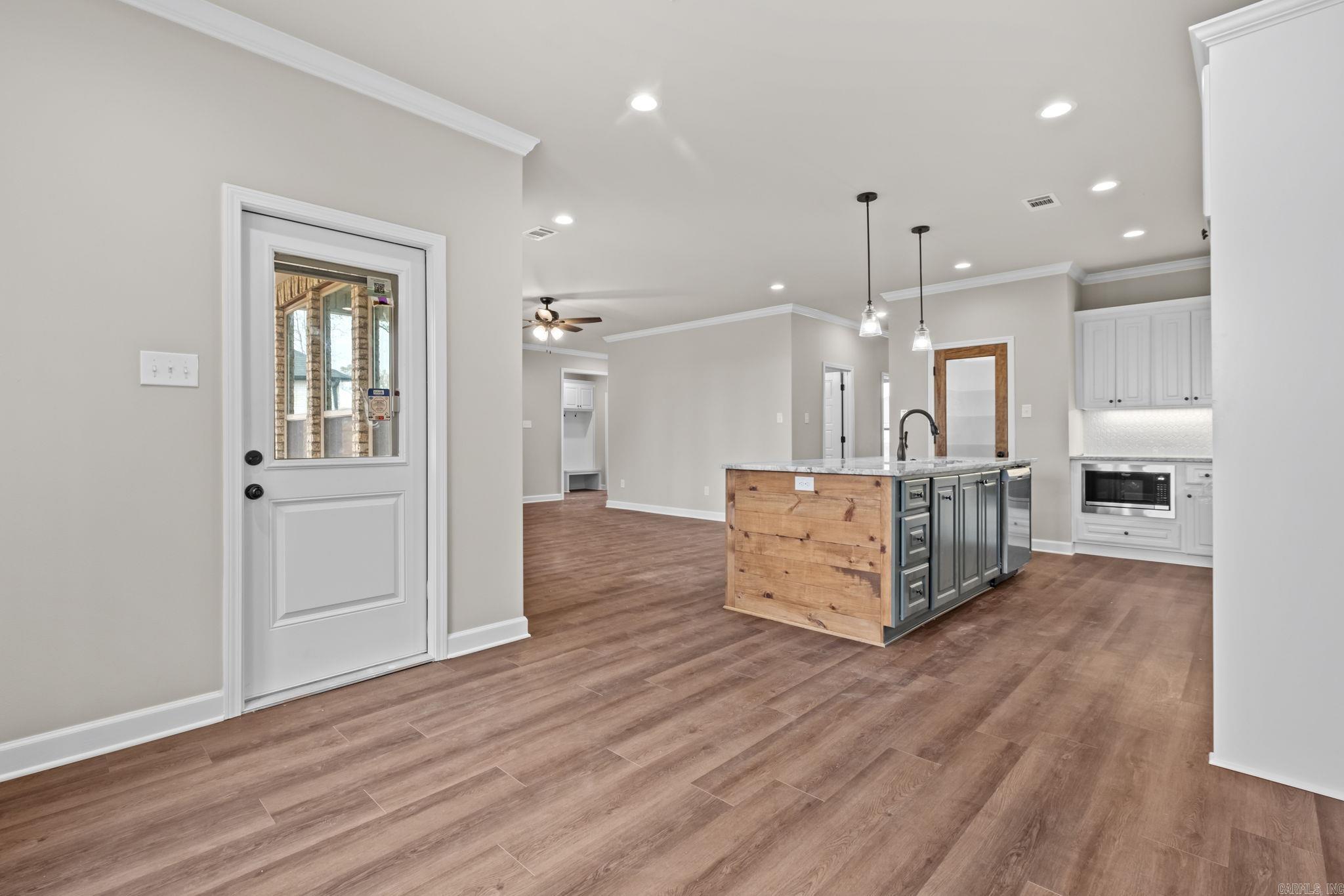 HIDDEN VALLEY ESTATES - Residential