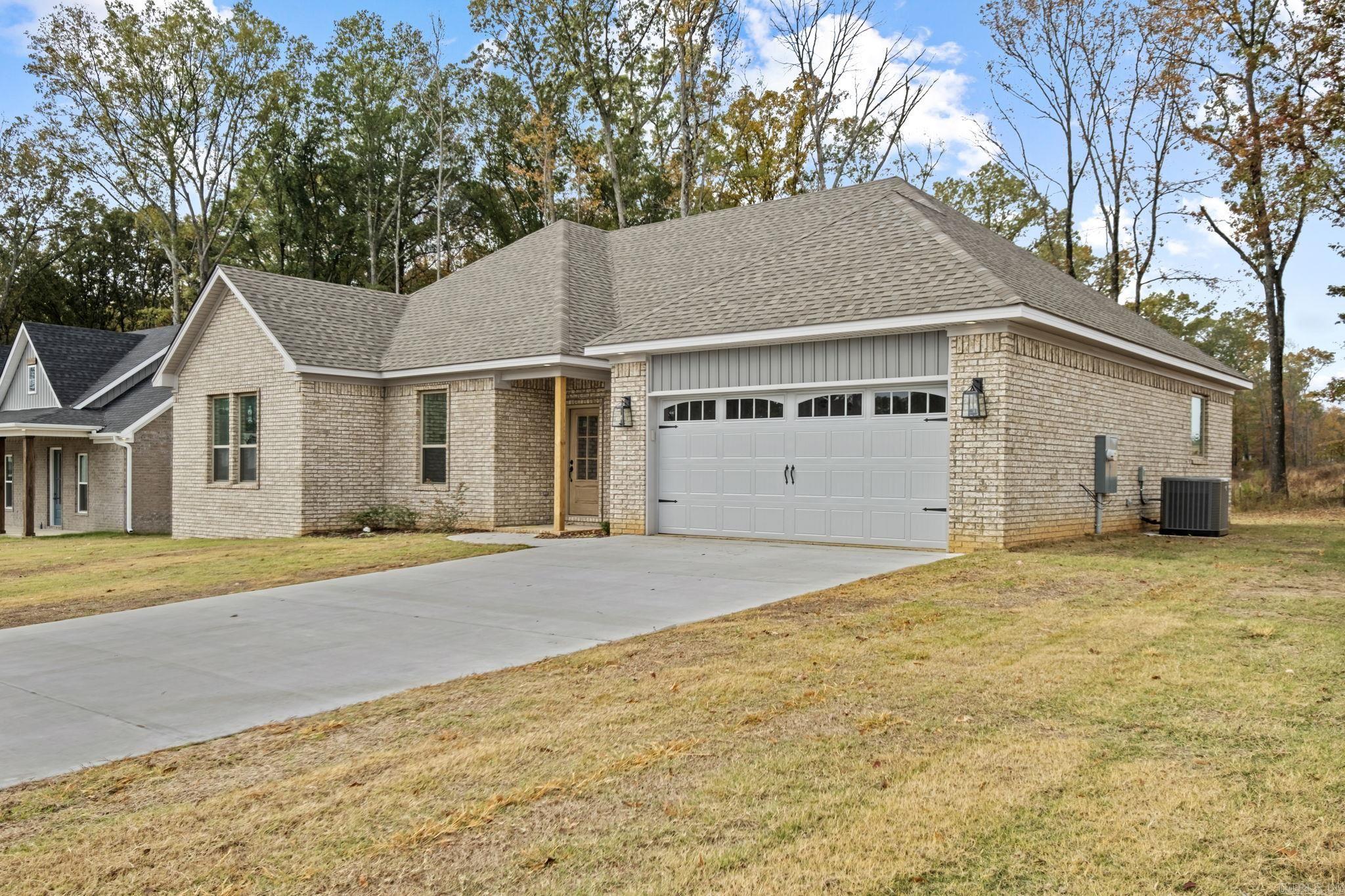 HIDDEN VALLEY ESTATES - Residential